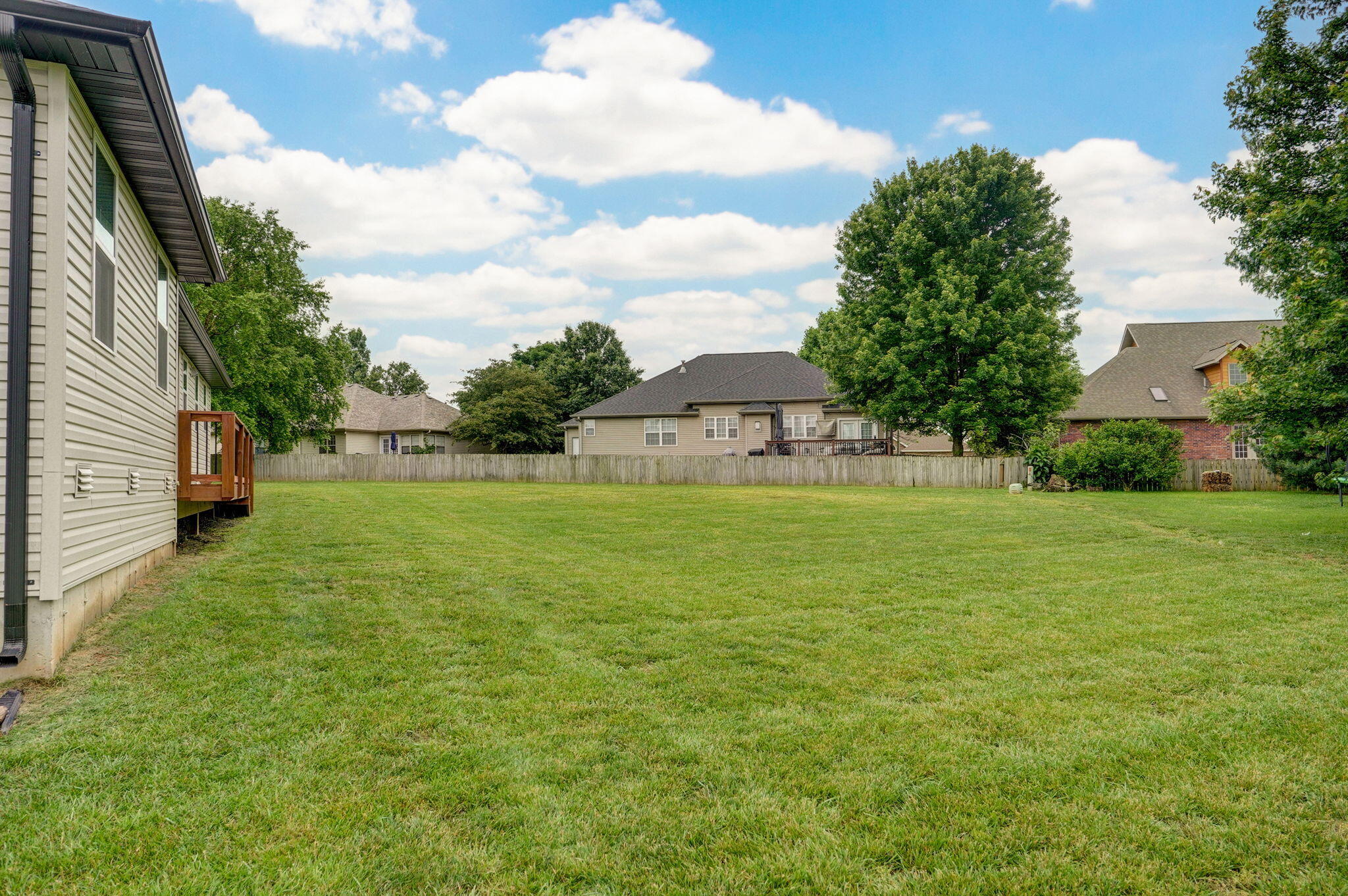 498 Mockingbird Property Photo 33