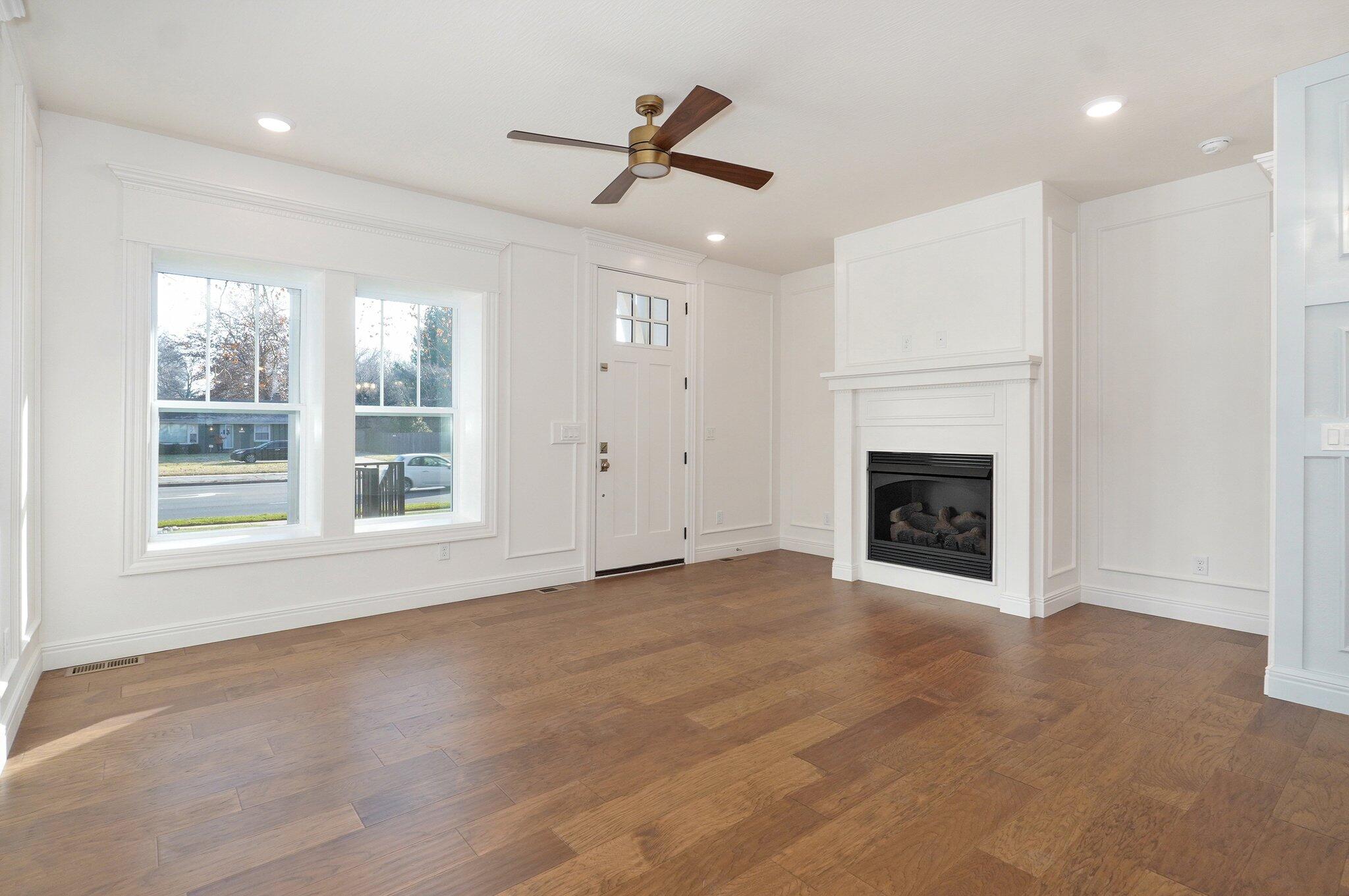 1115 South National Avenue Property Photo 8