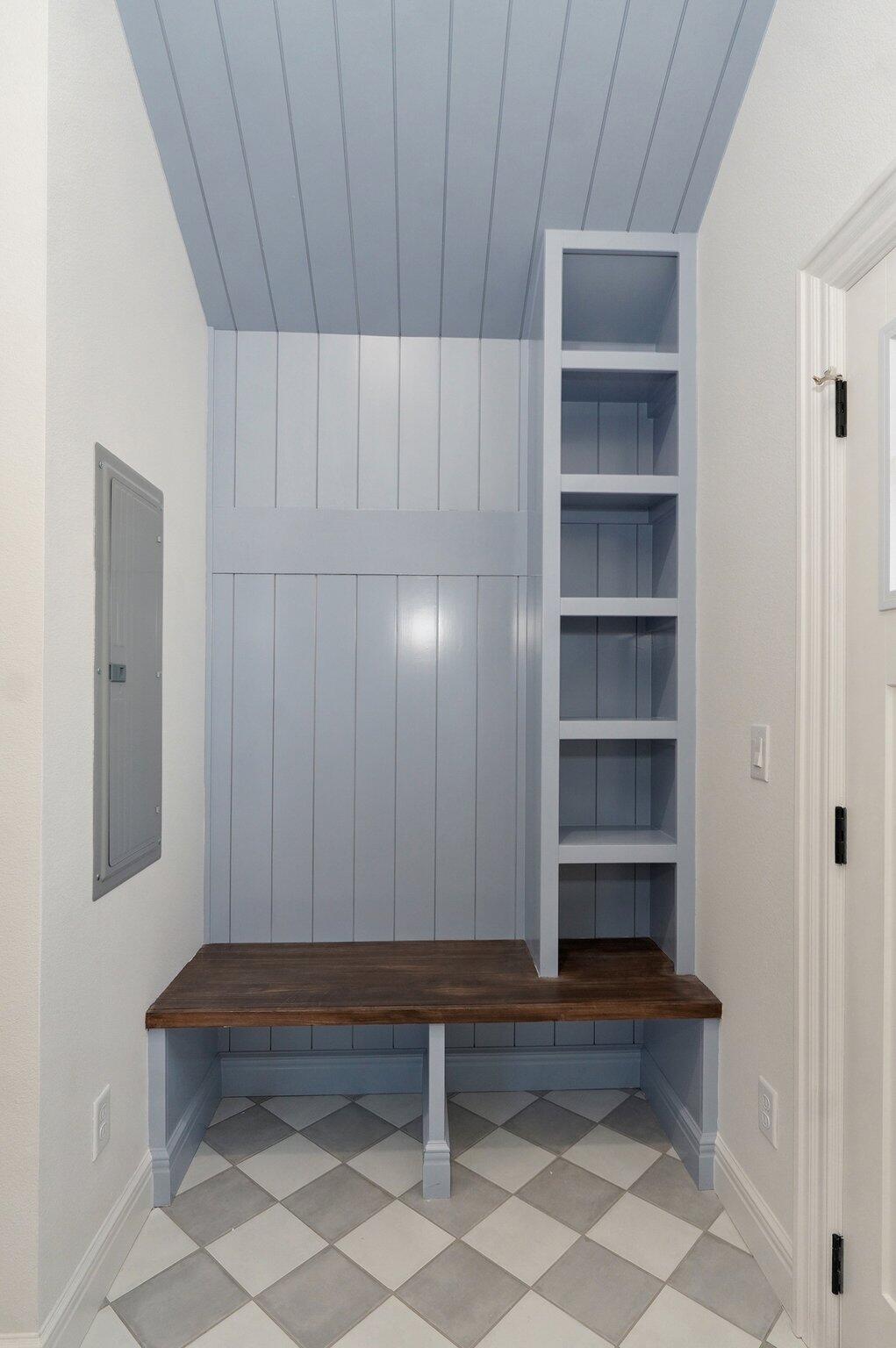 1115 South National Avenue Property Photo 20