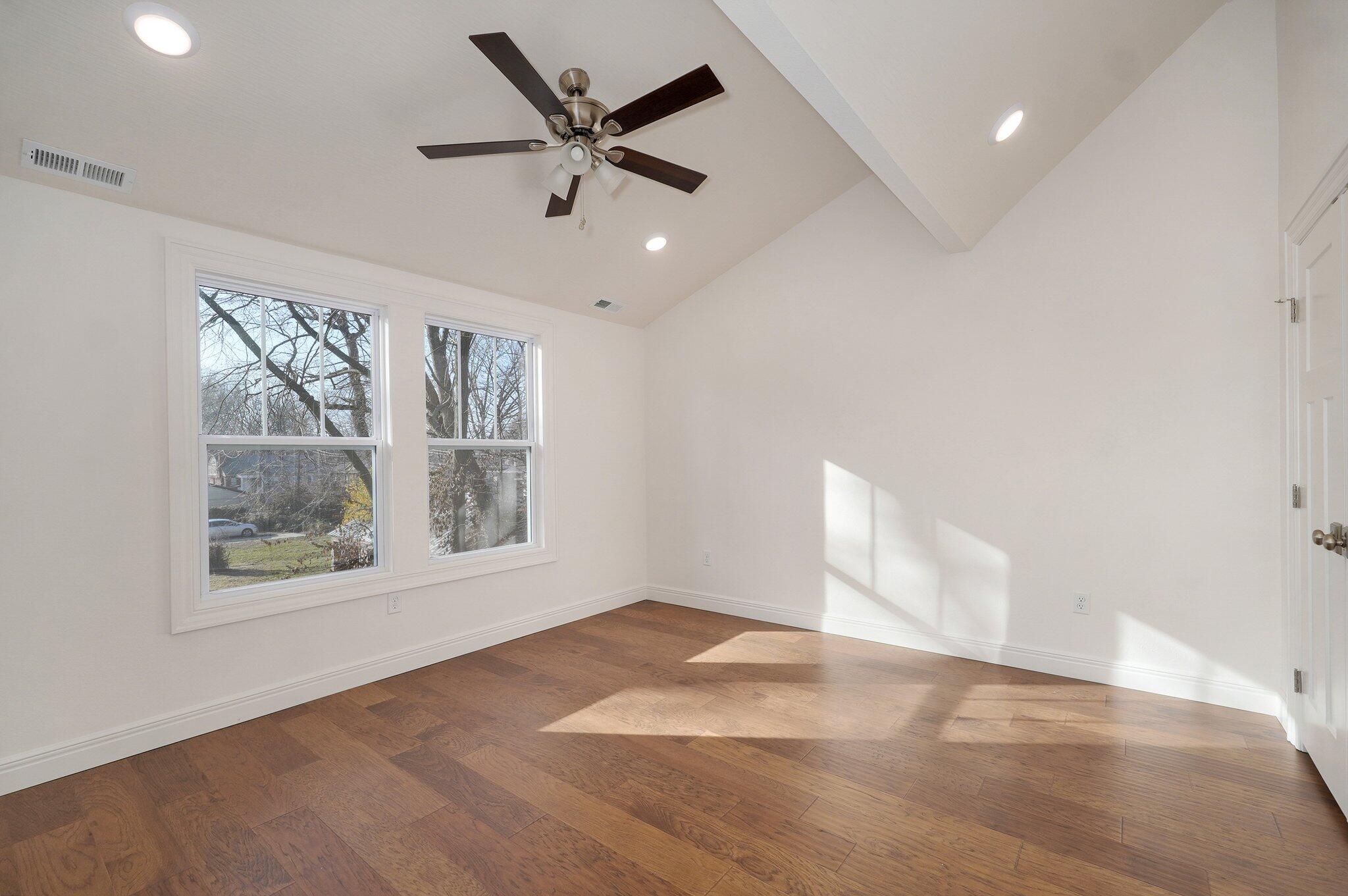 1115 South National Avenue Property Photo 33