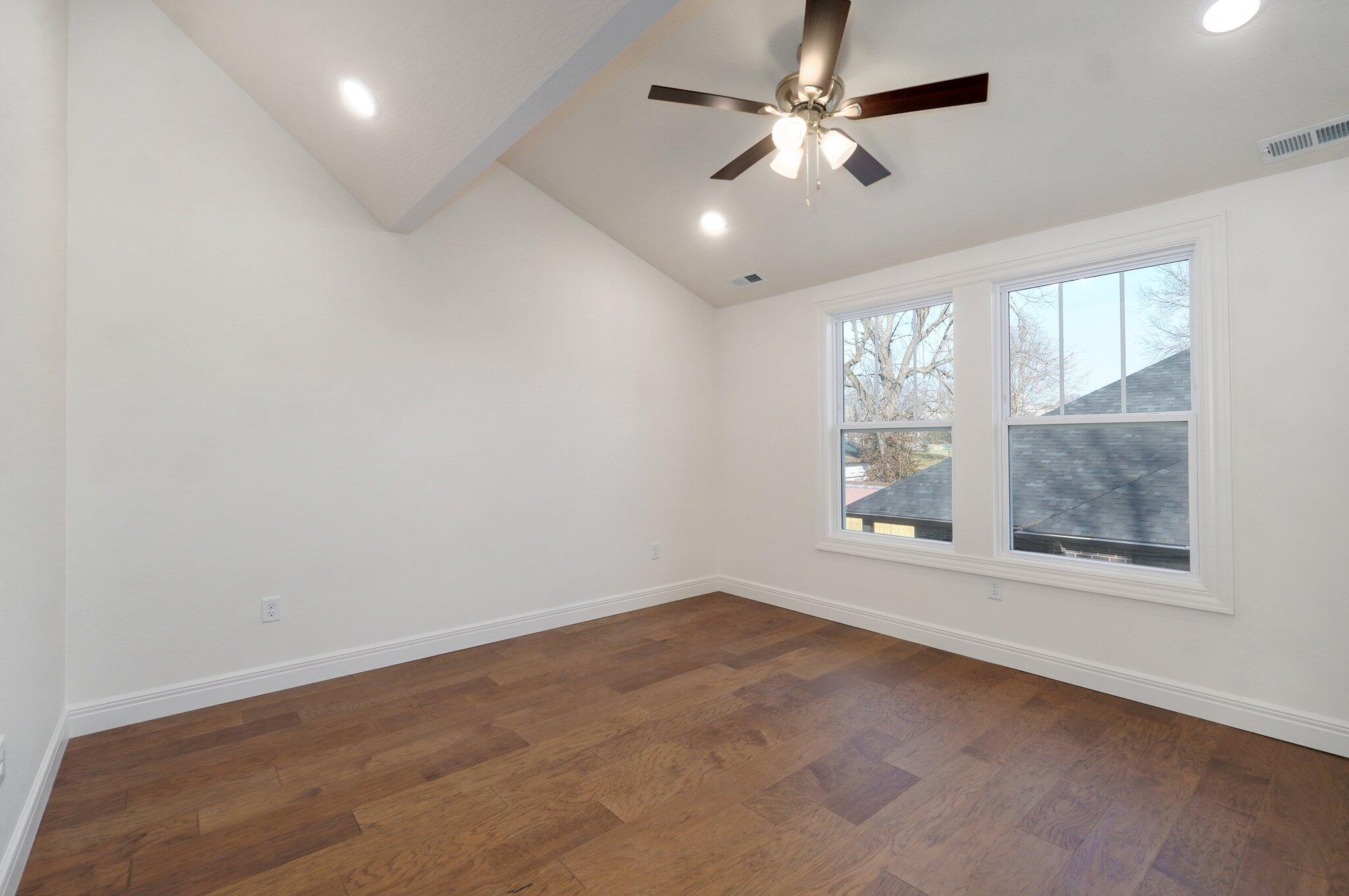 1115 South National Avenue Property Photo 40