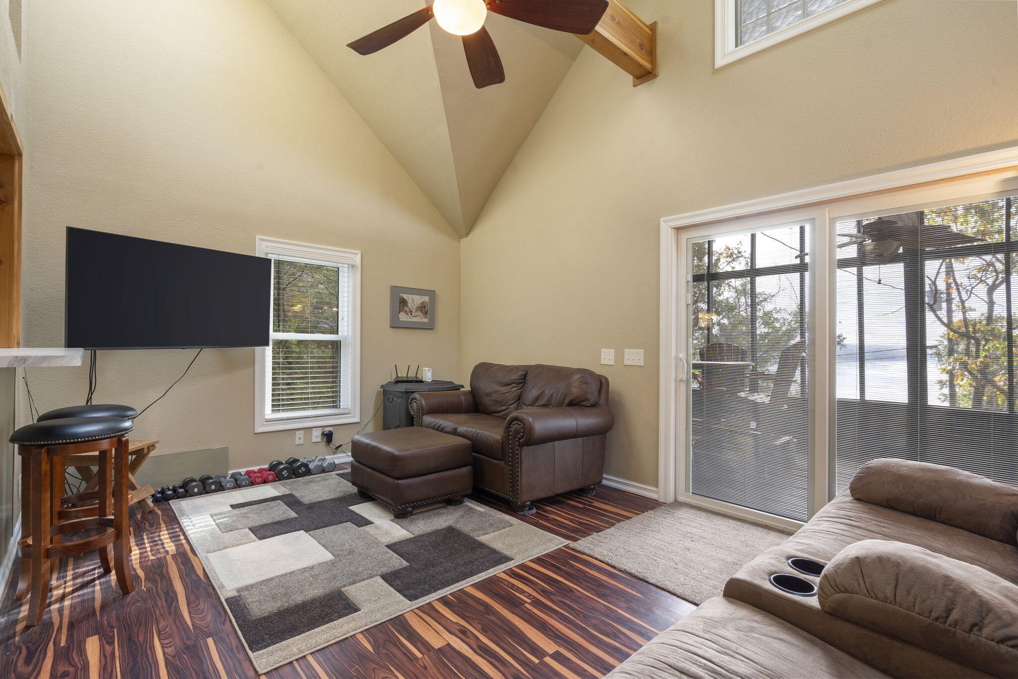 874 Jackson Hollow Road Property Photo 3