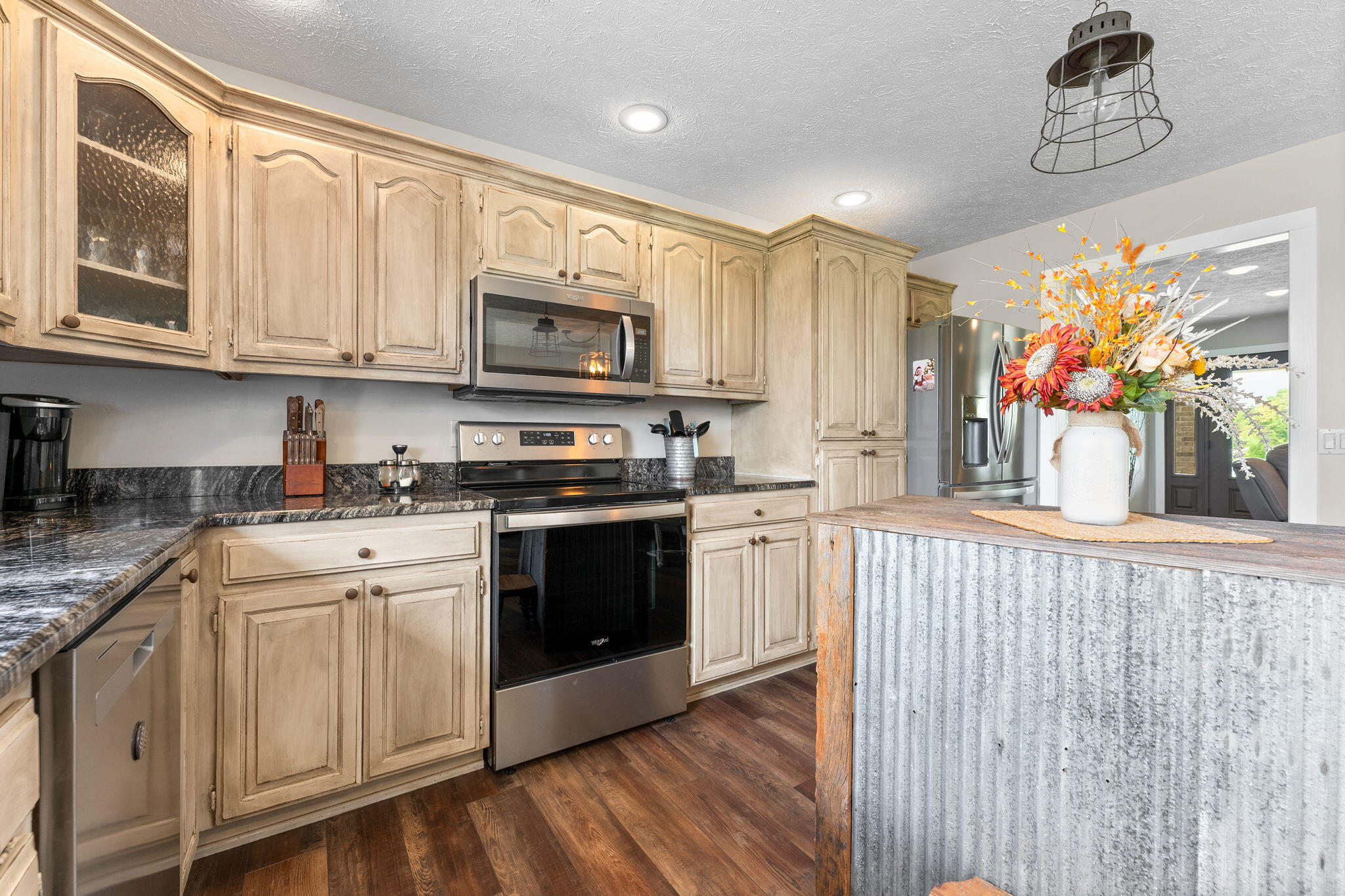Property Photo 16