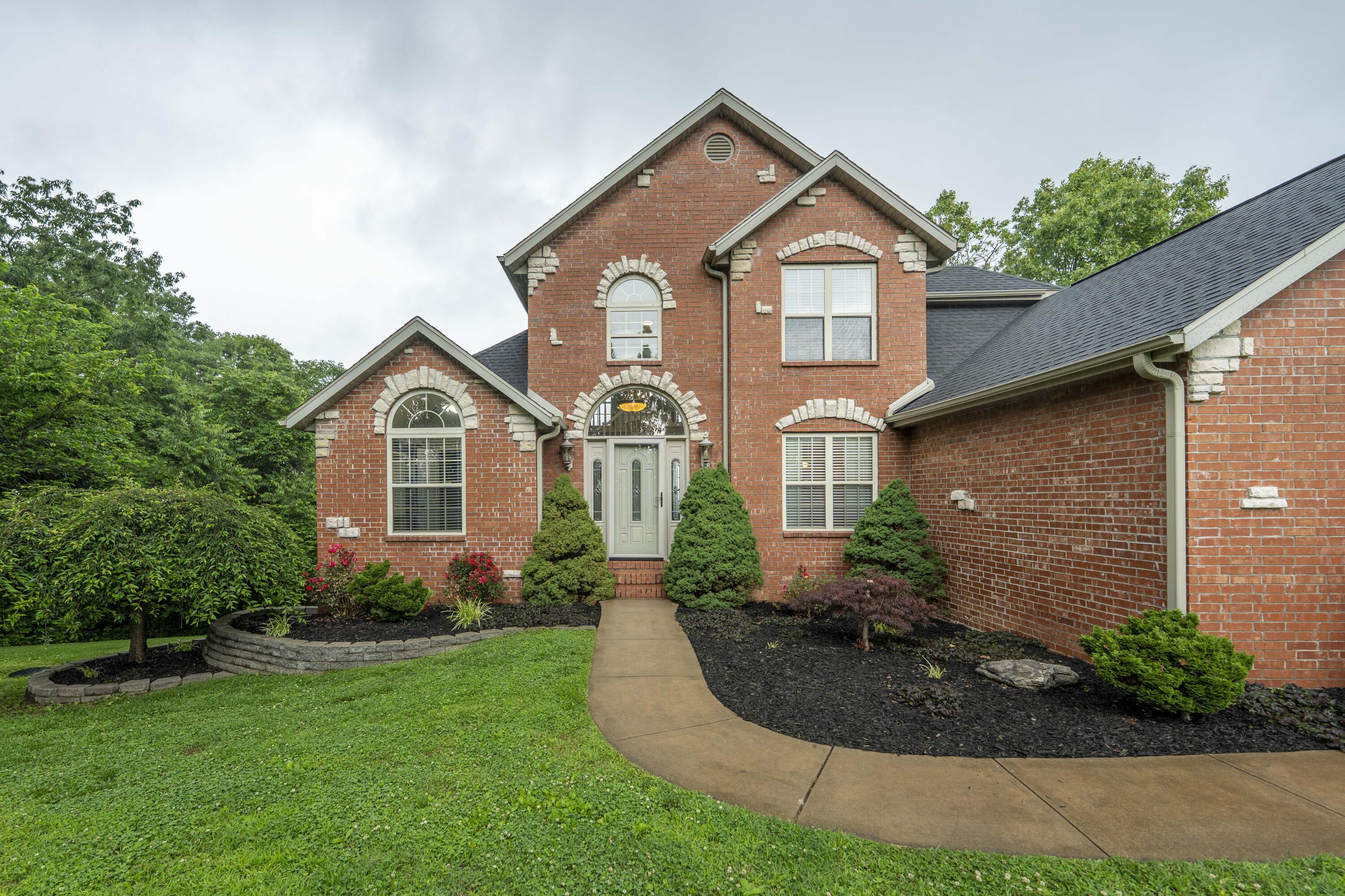 287 Appletree Drive Property Photo 2