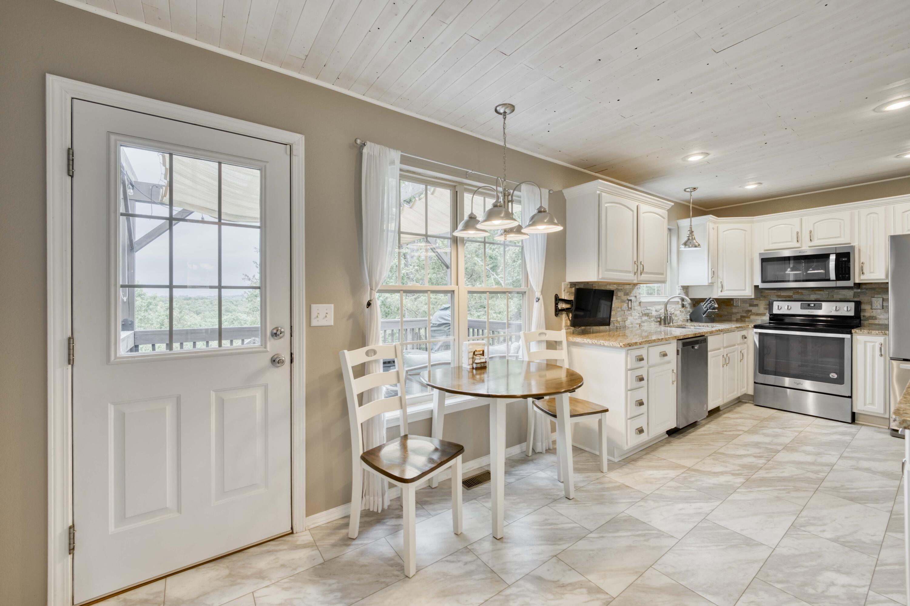 287 Appletree Drive Property Photo 14