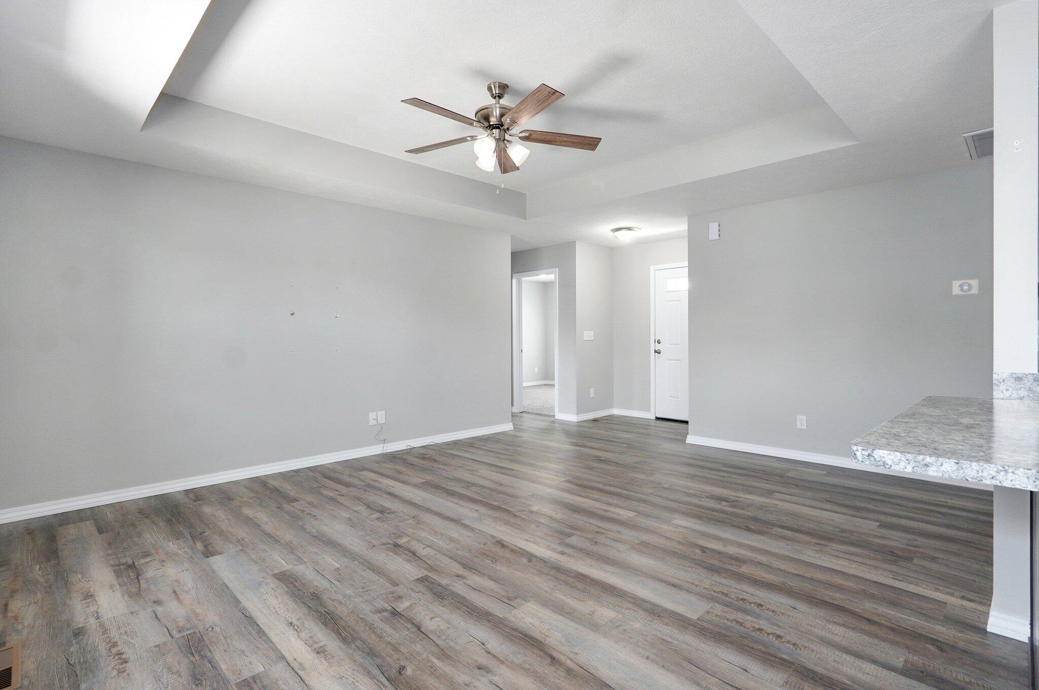 511 Mark Street Property Photo 6