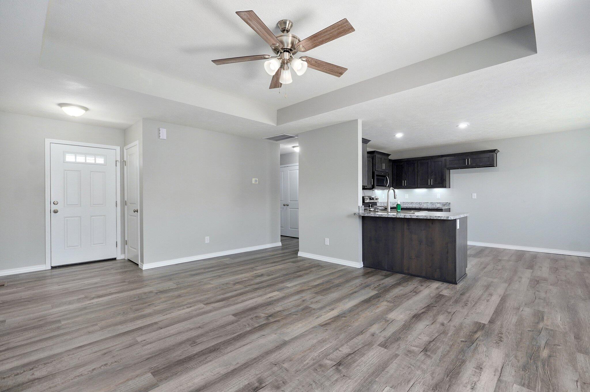 511 Mark Street Property Photo 7