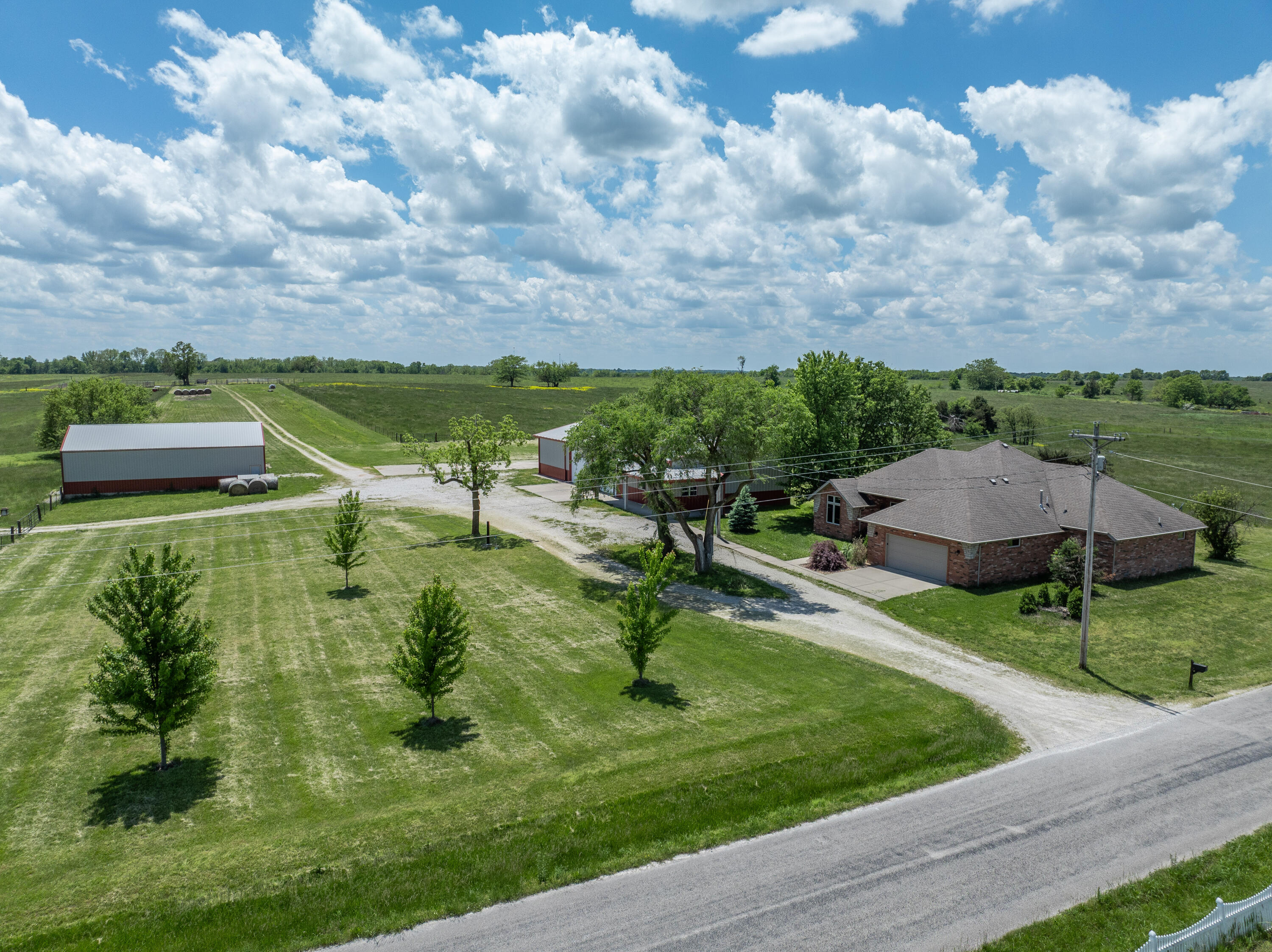 1556 East 490th Road Property Photo 1
