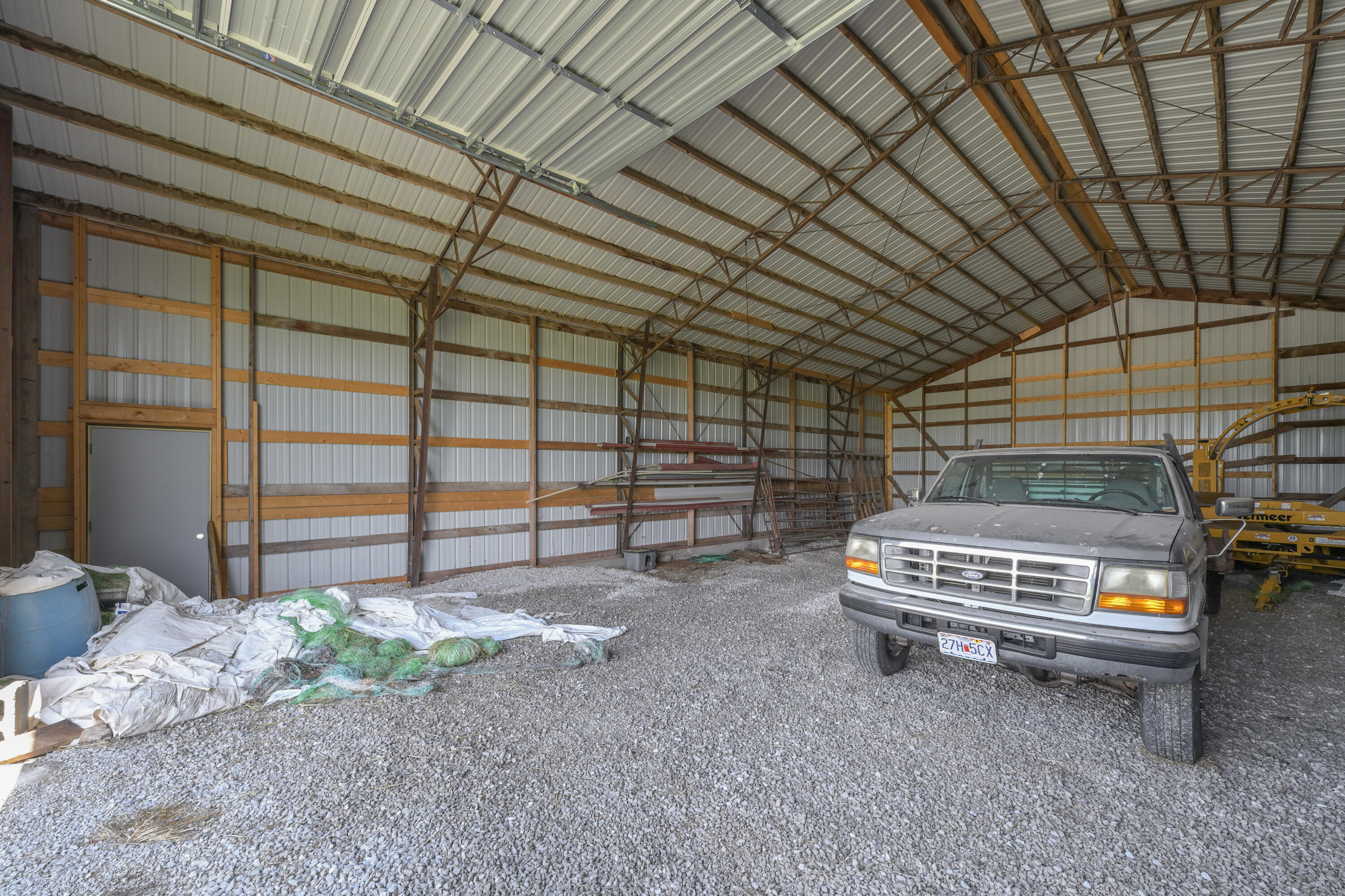 1556 East 490th Road Property Photo 47