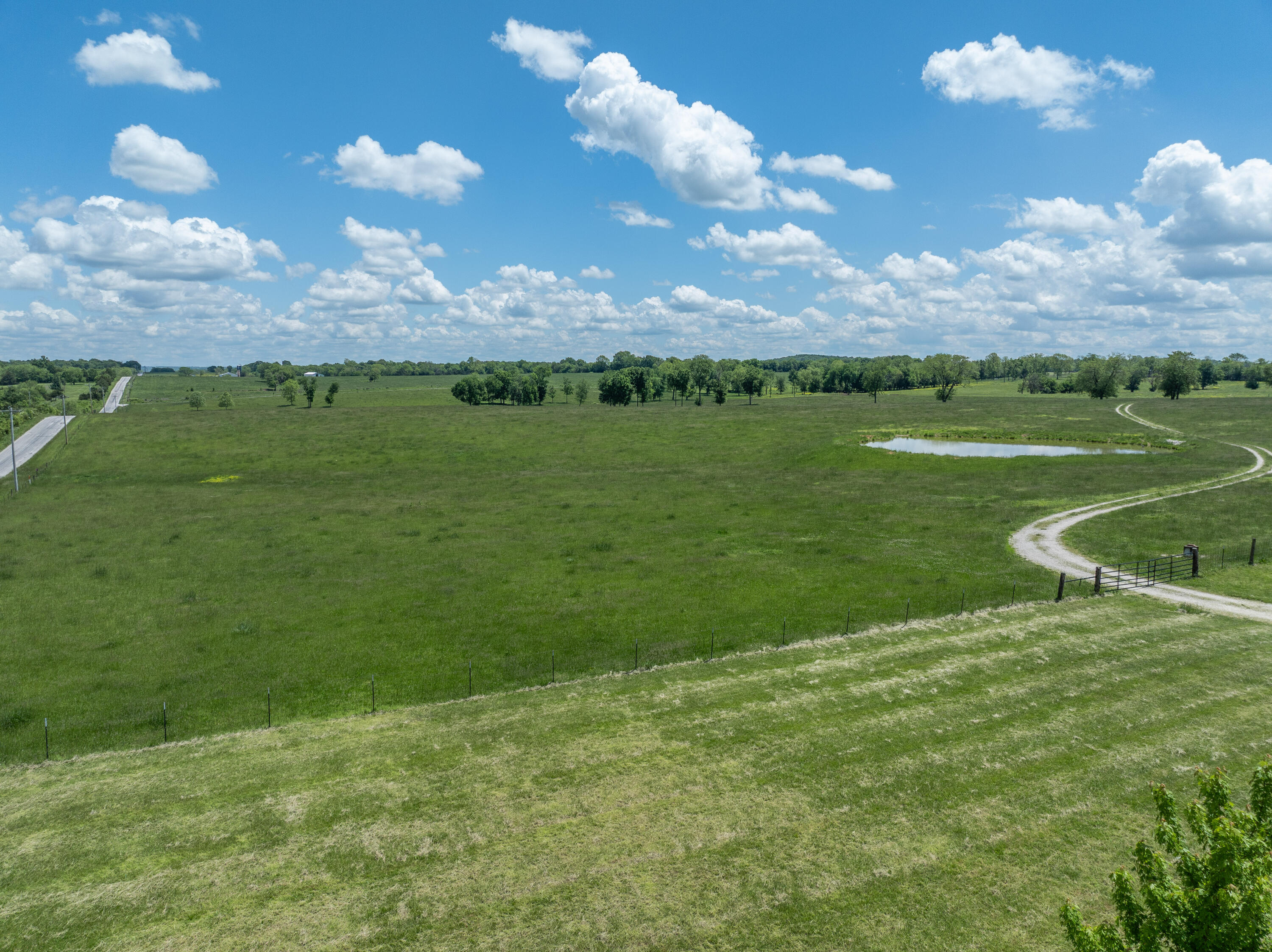 1556 East 490th Road Property Photo 49