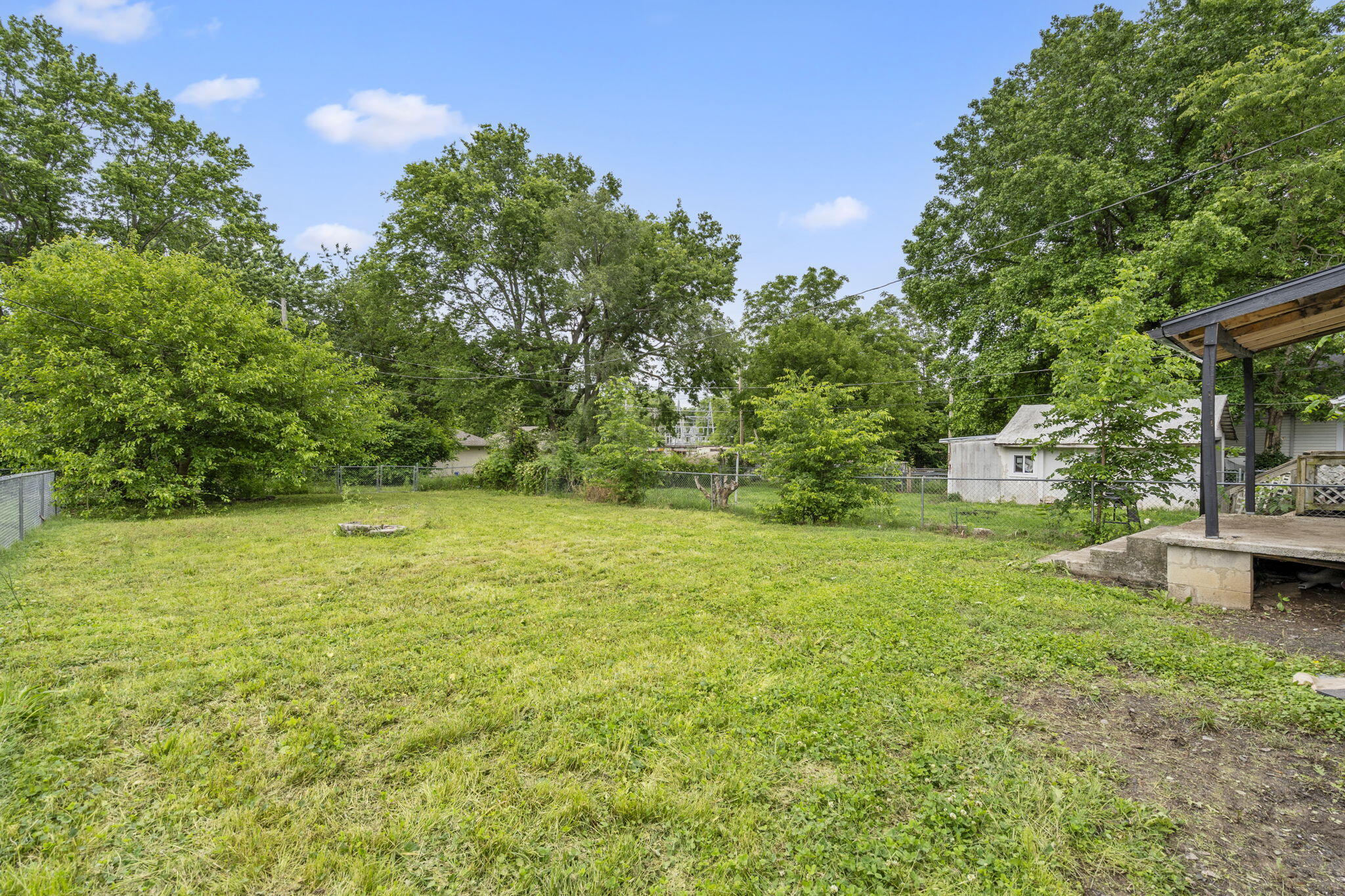 1317 West Central Street Property Photo 20