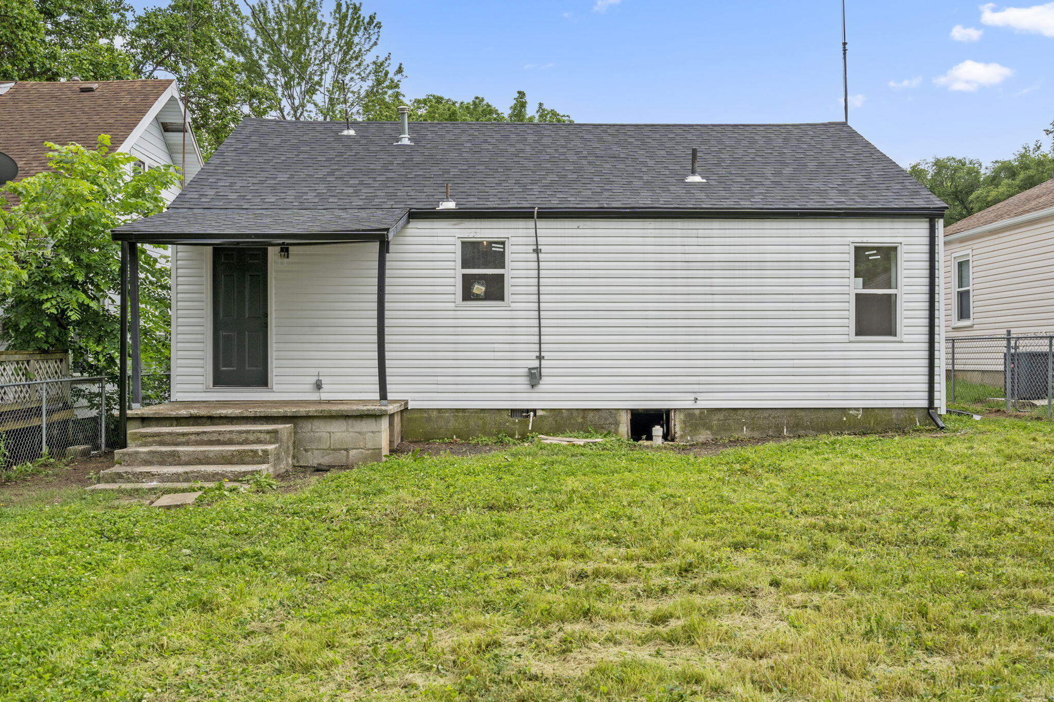 1317 West Central Street Property Photo 22