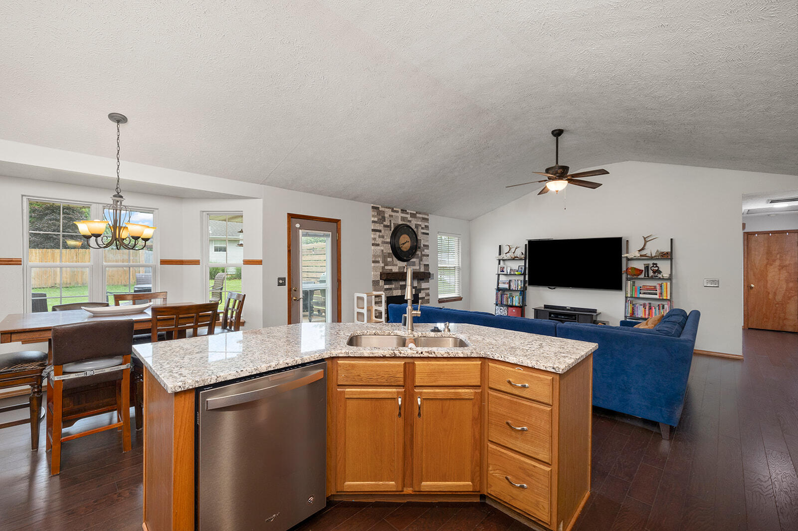 5204 West Turnberry Court Property Photo 9