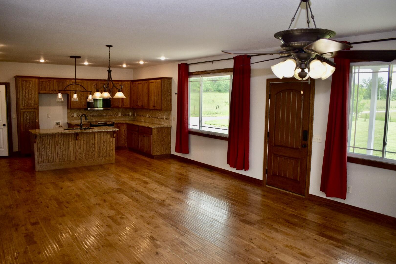 378 East 400th Road Property Photo 4
