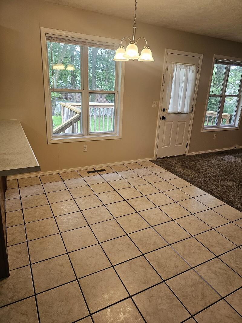 3807 South Leawood Avenue Property Photo 6