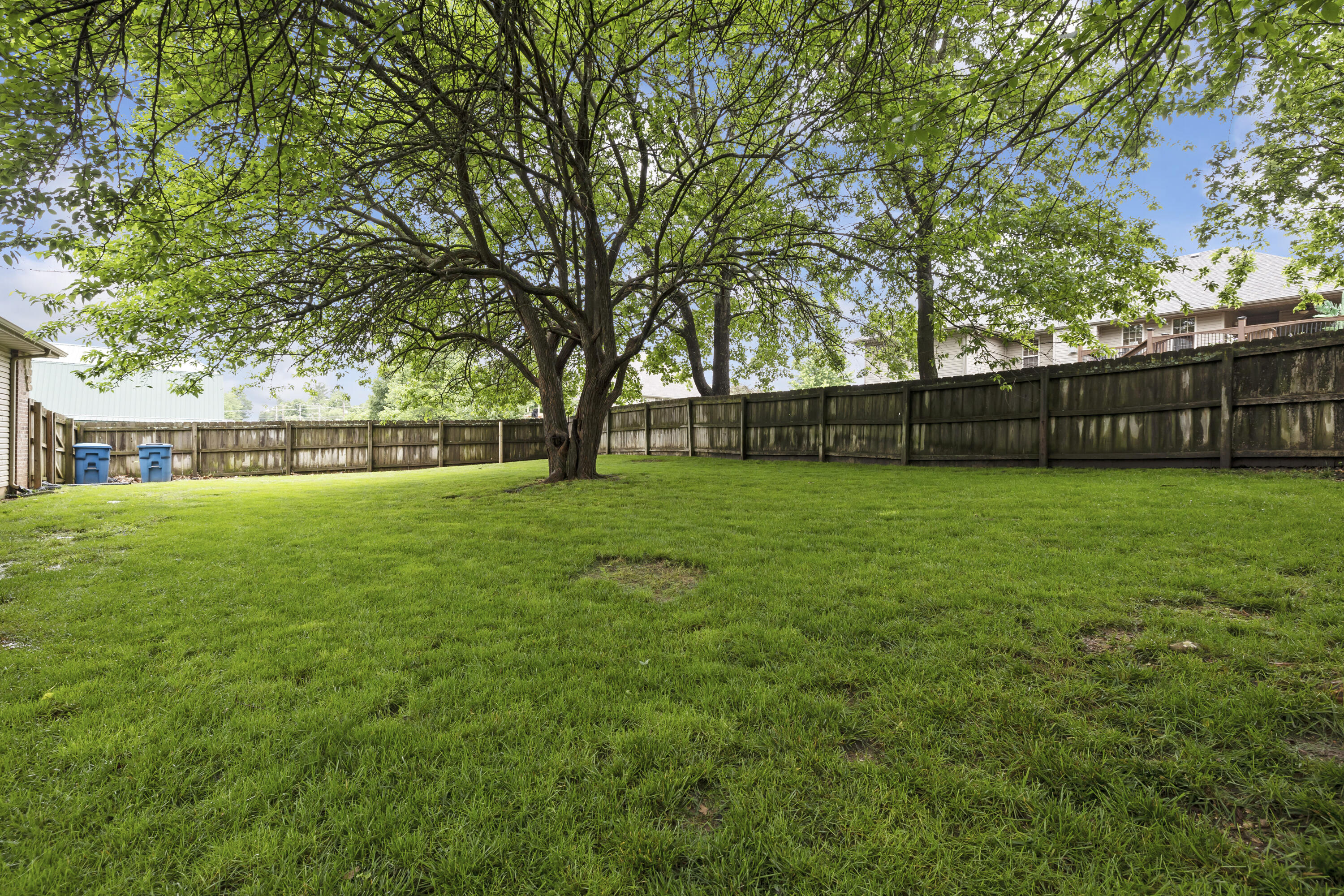 608 South Yellowwood Drive Property Photo 42