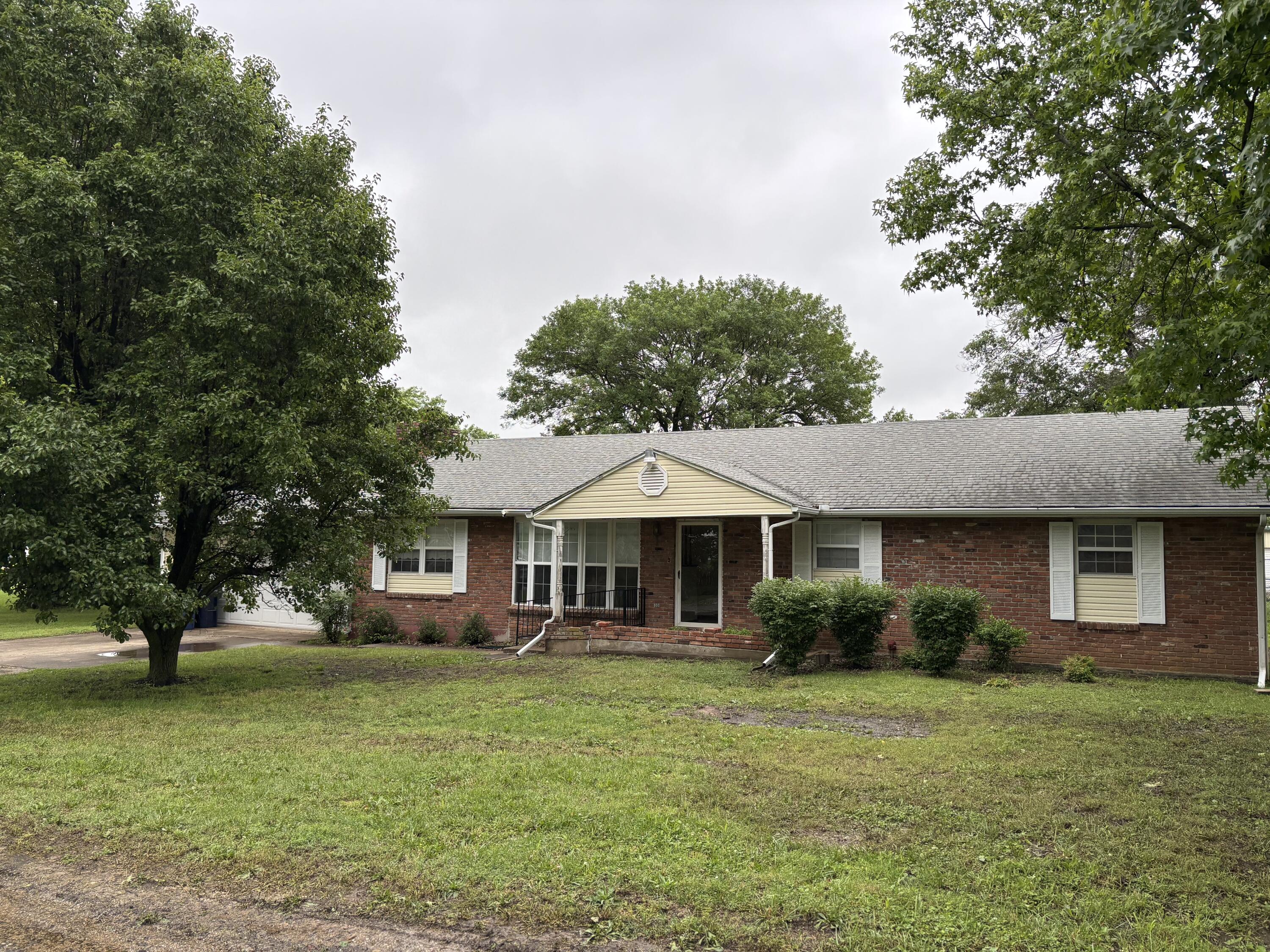 1711 Schmidt Drive Property Photo 3