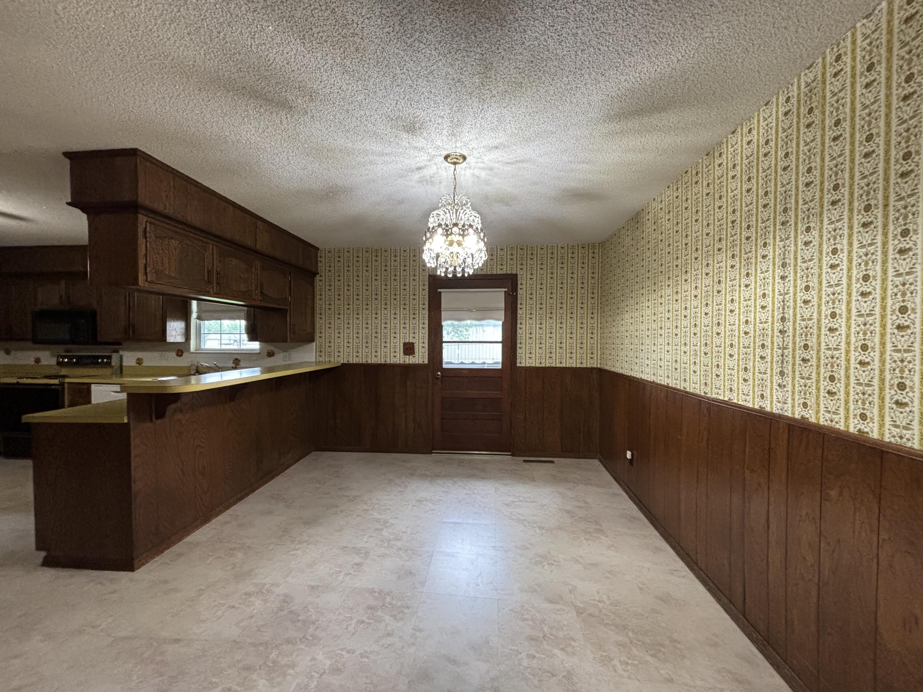 1711 Schmidt Drive Property Photo 14