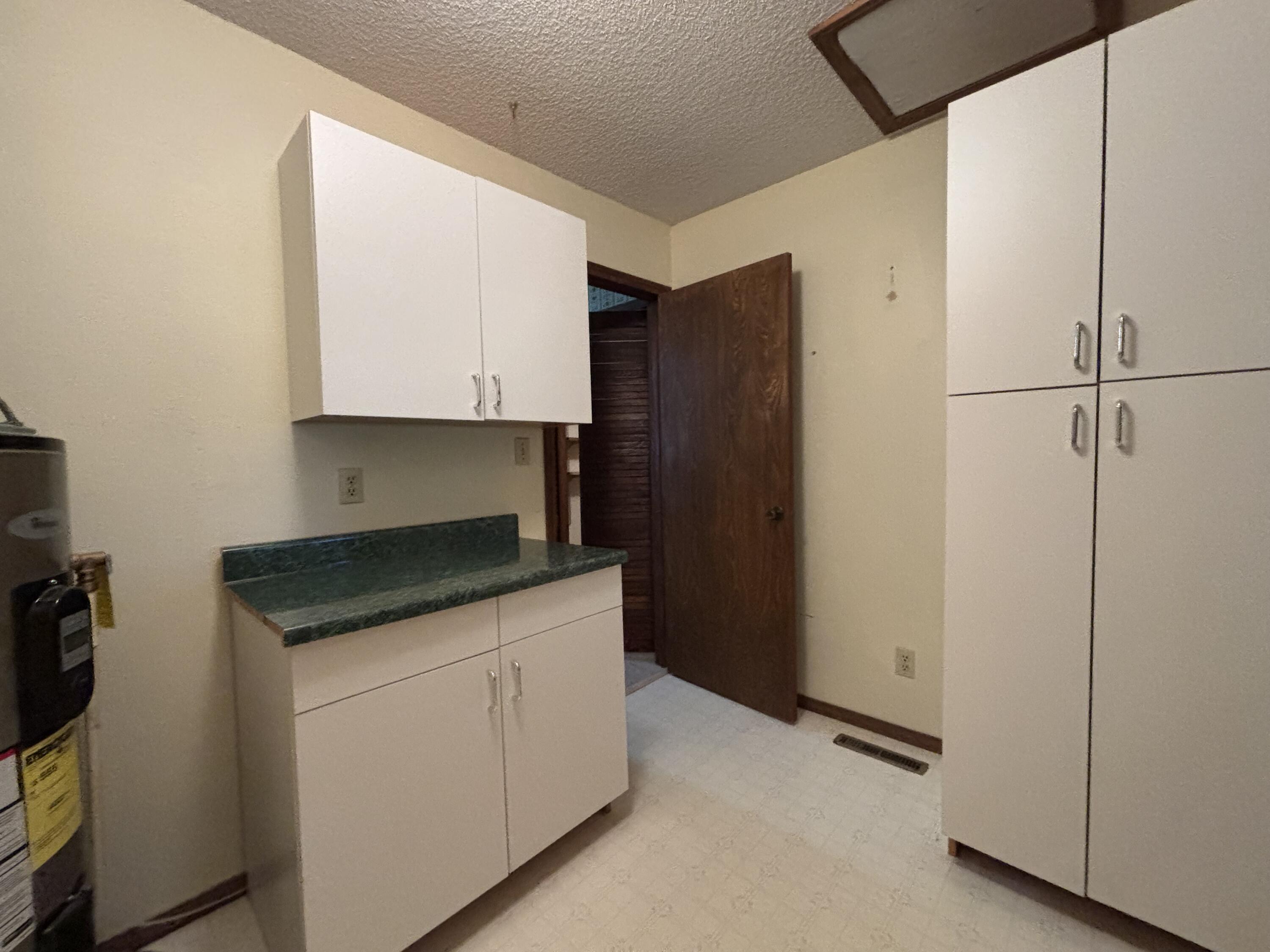 1711 Schmidt Drive Property Photo 30