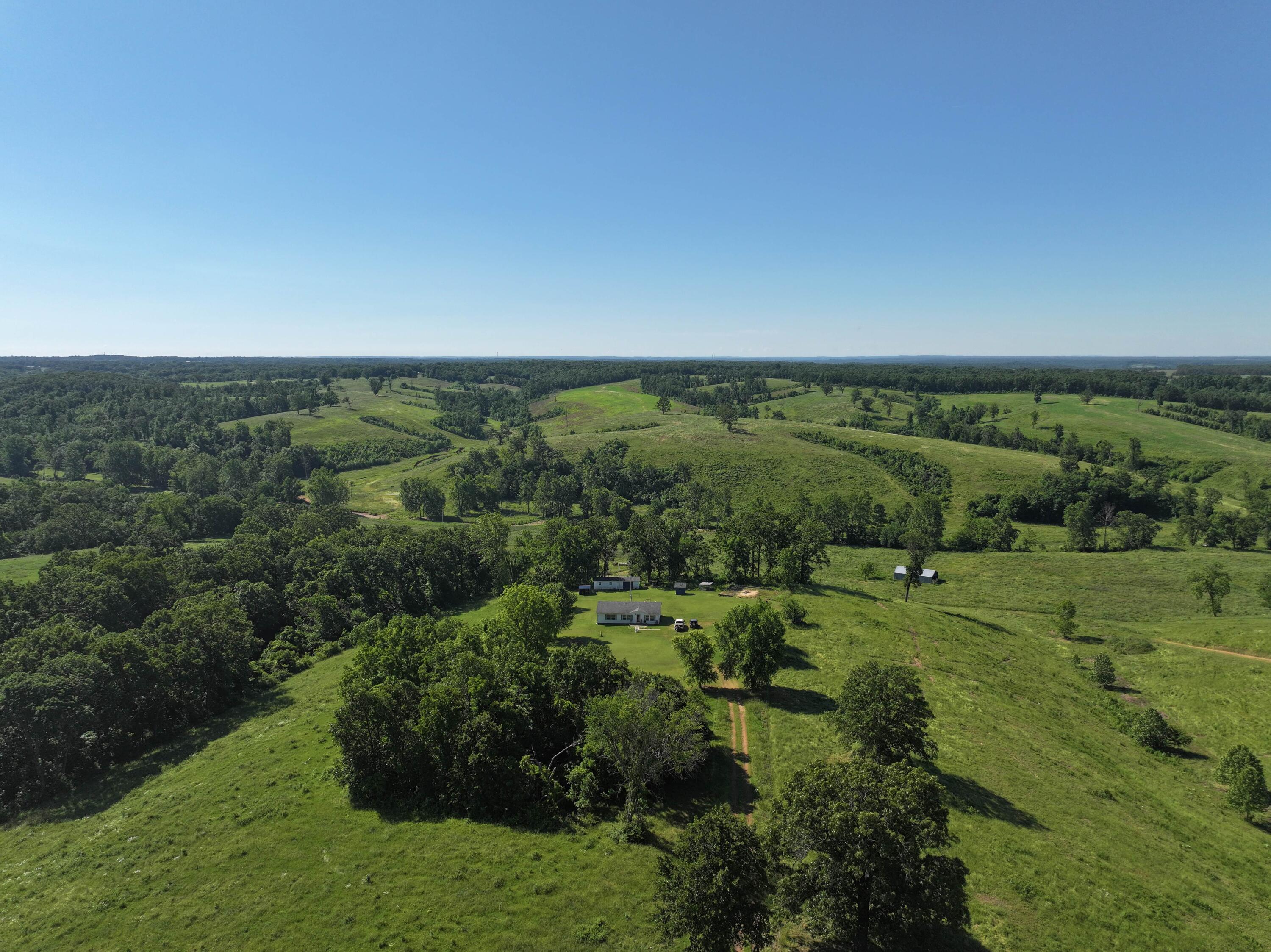 912 Bachman Road Property Photo 3