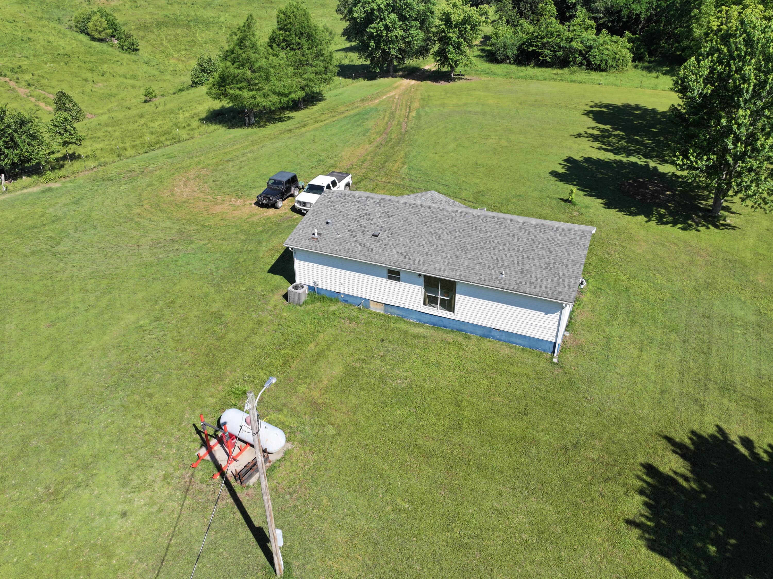 912 Bachman Road Property Photo 18