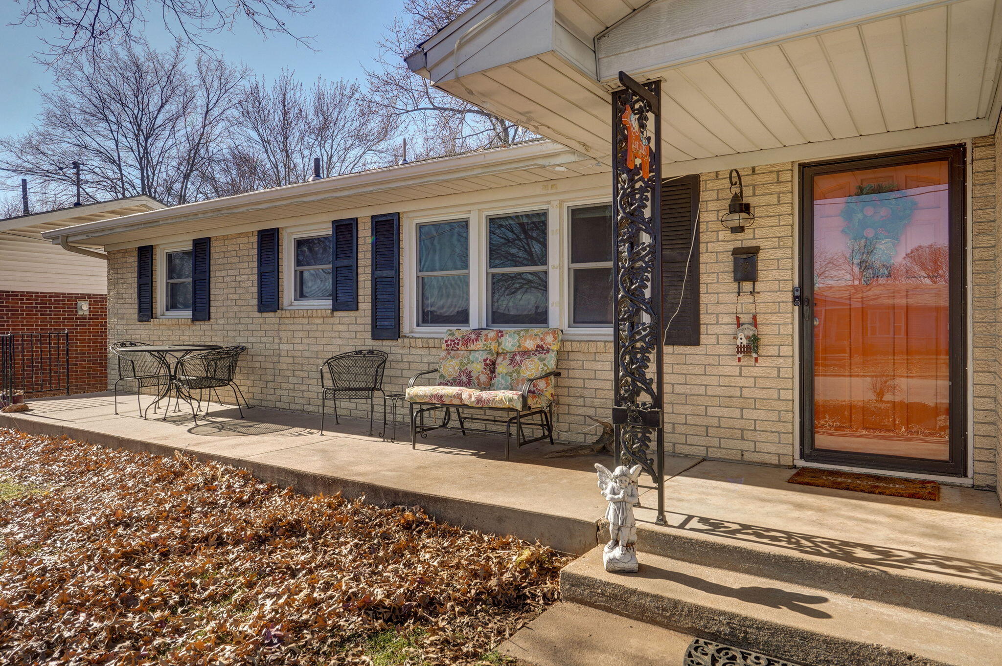 2159 North Link Avenue Property Photo 4