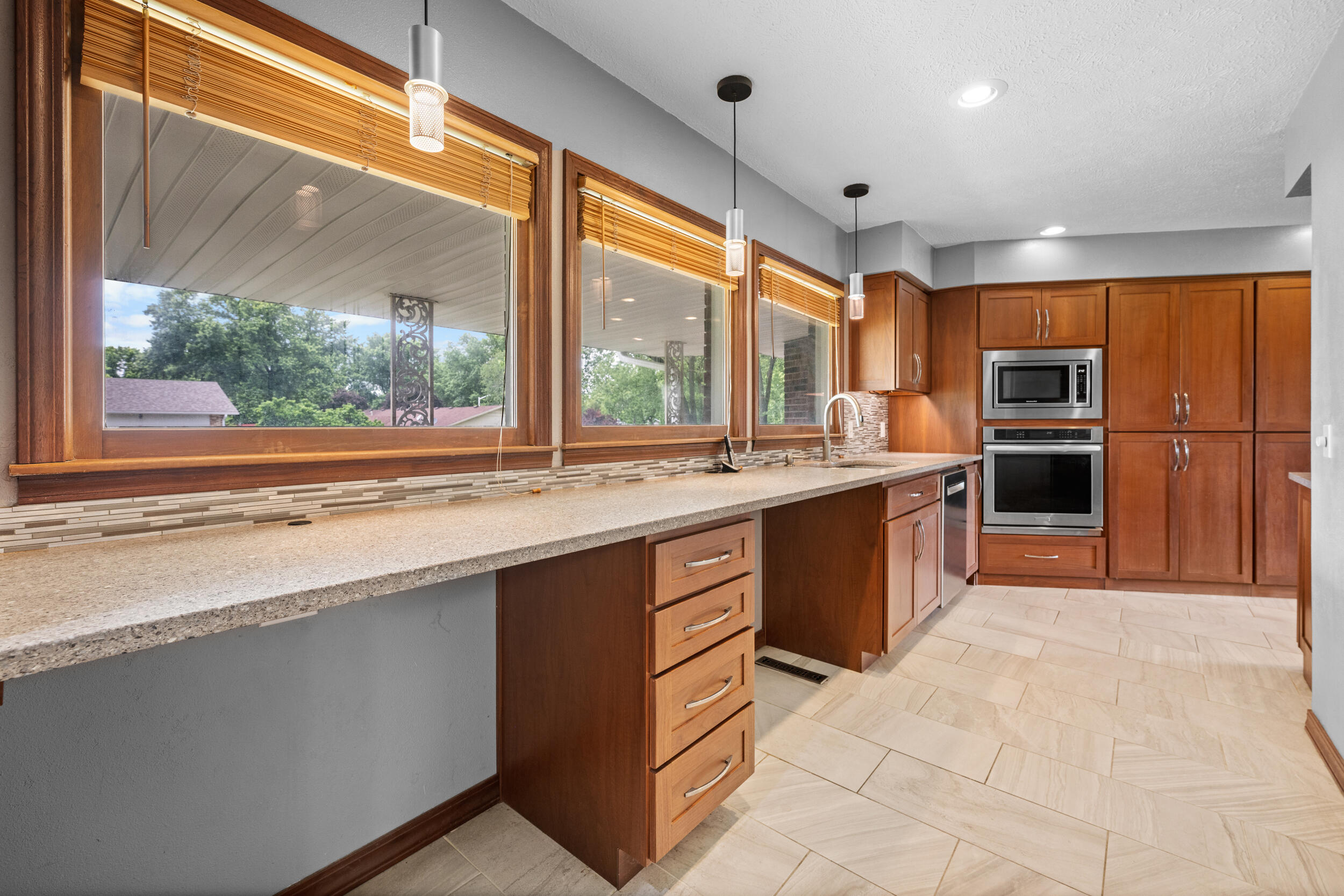 1622 Oakland Avenue Property Photo 16