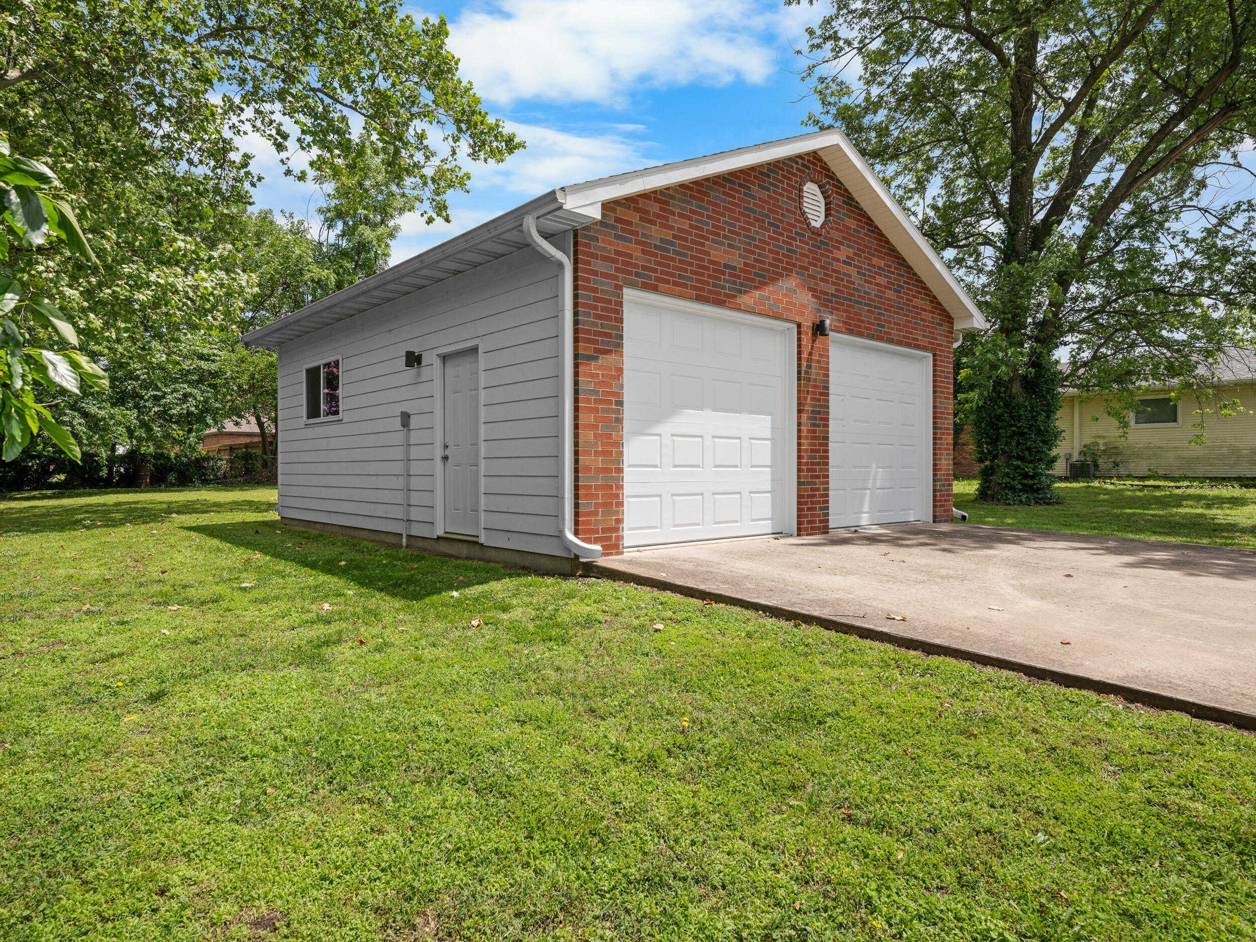 1622 Oakland Avenue Property Photo 52