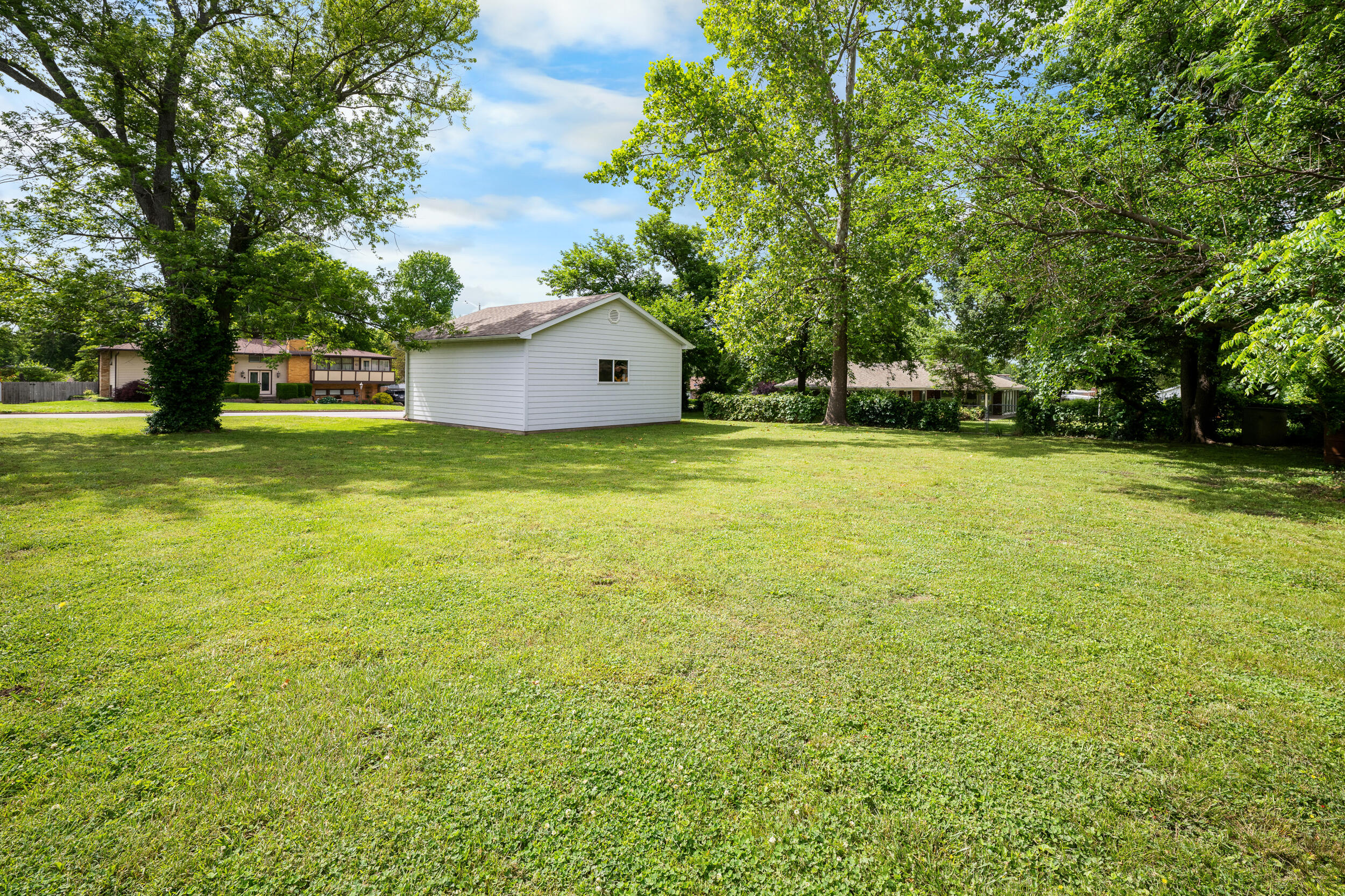 1622 Oakland Avenue Property Photo 58