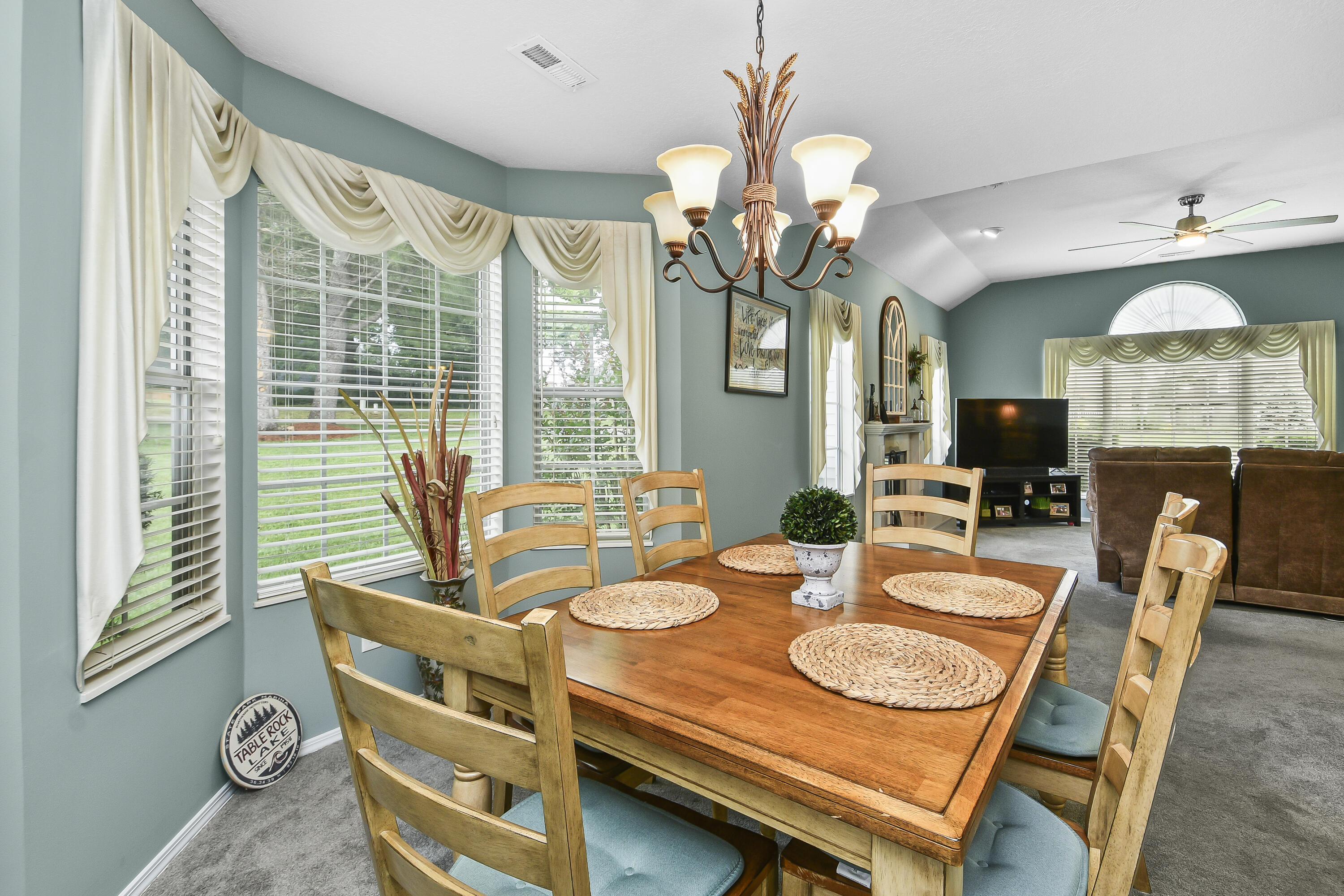 124 Trafalgar Lane Property Photo 17