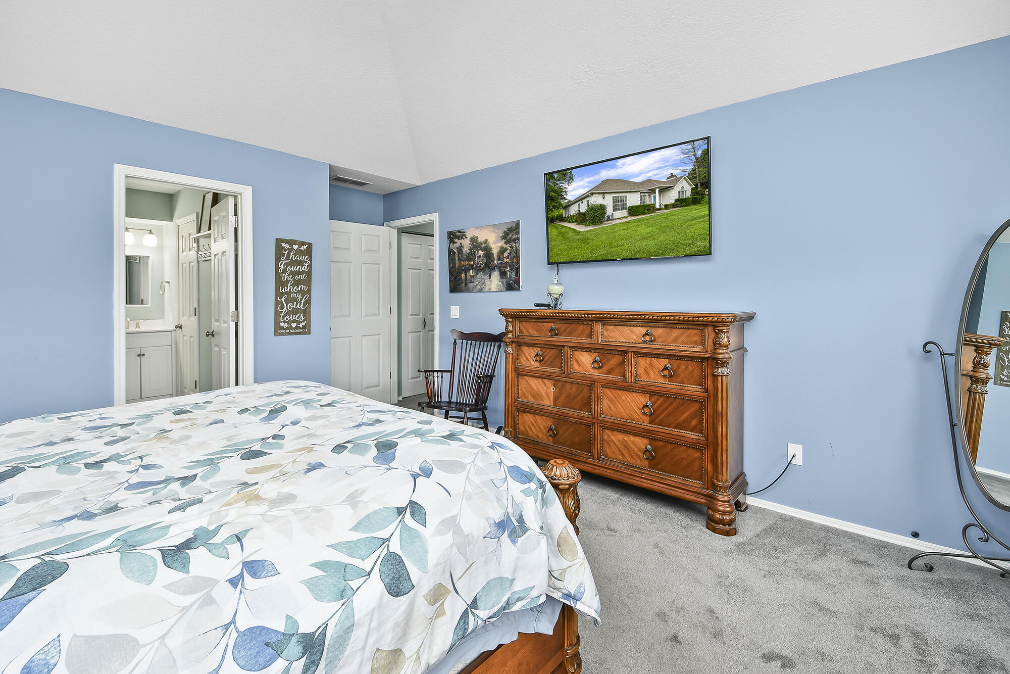 124 Trafalgar Lane Property Photo 23