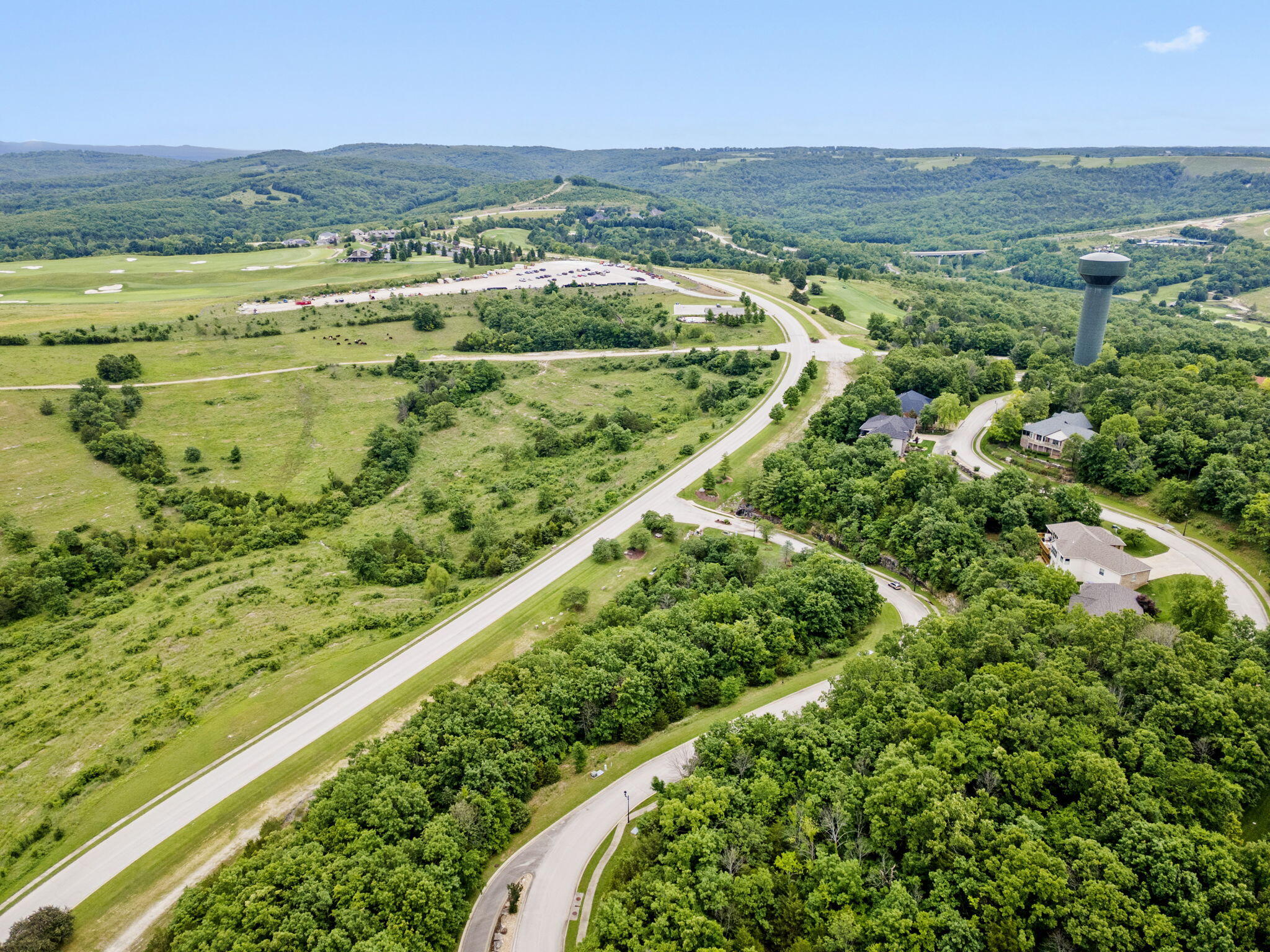 138 Forest Oak Drive Property Photo 6