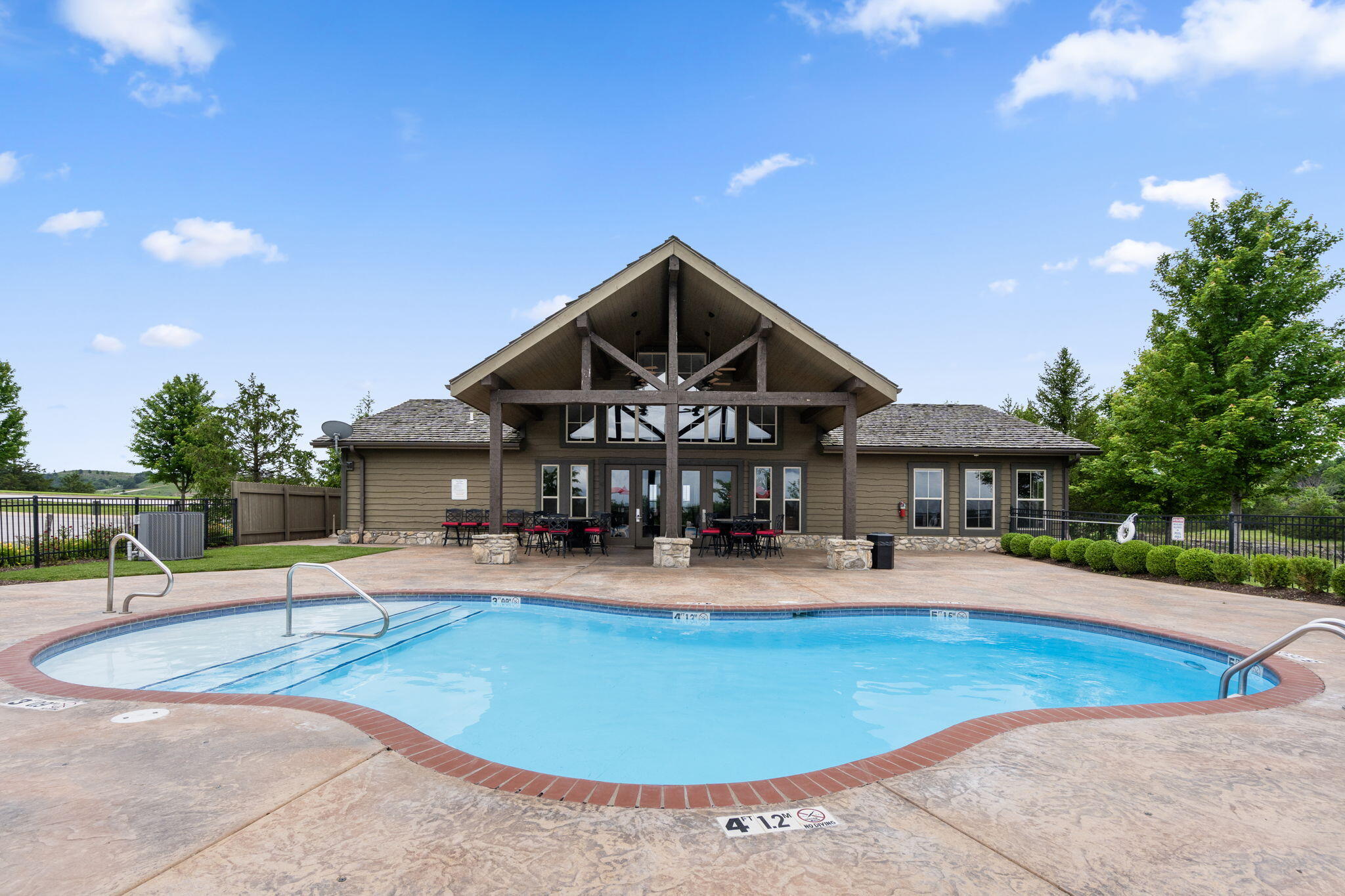 138 Forest Oak Drive Property Photo 13