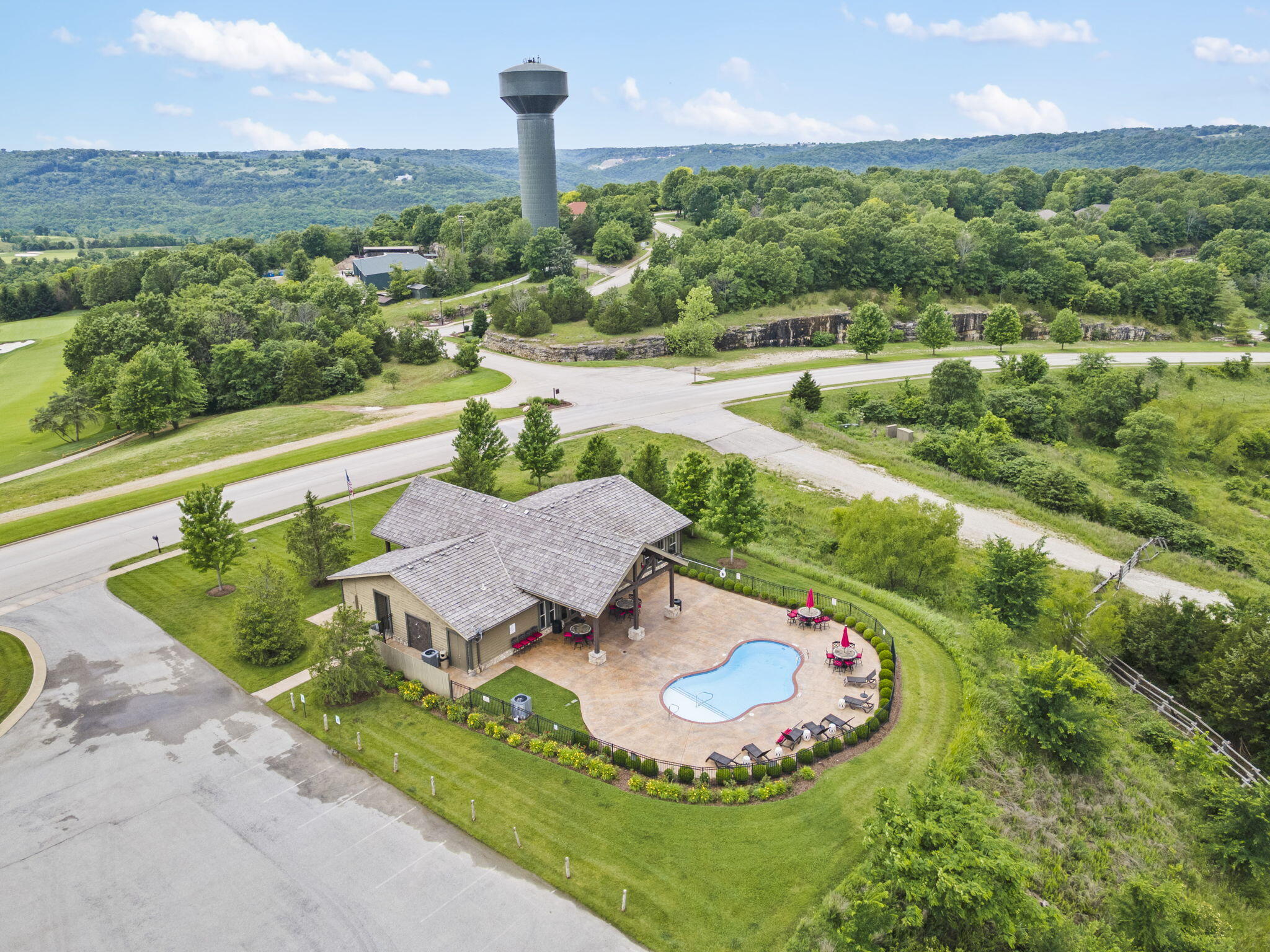 138 Forest Oak Drive Property Photo 17