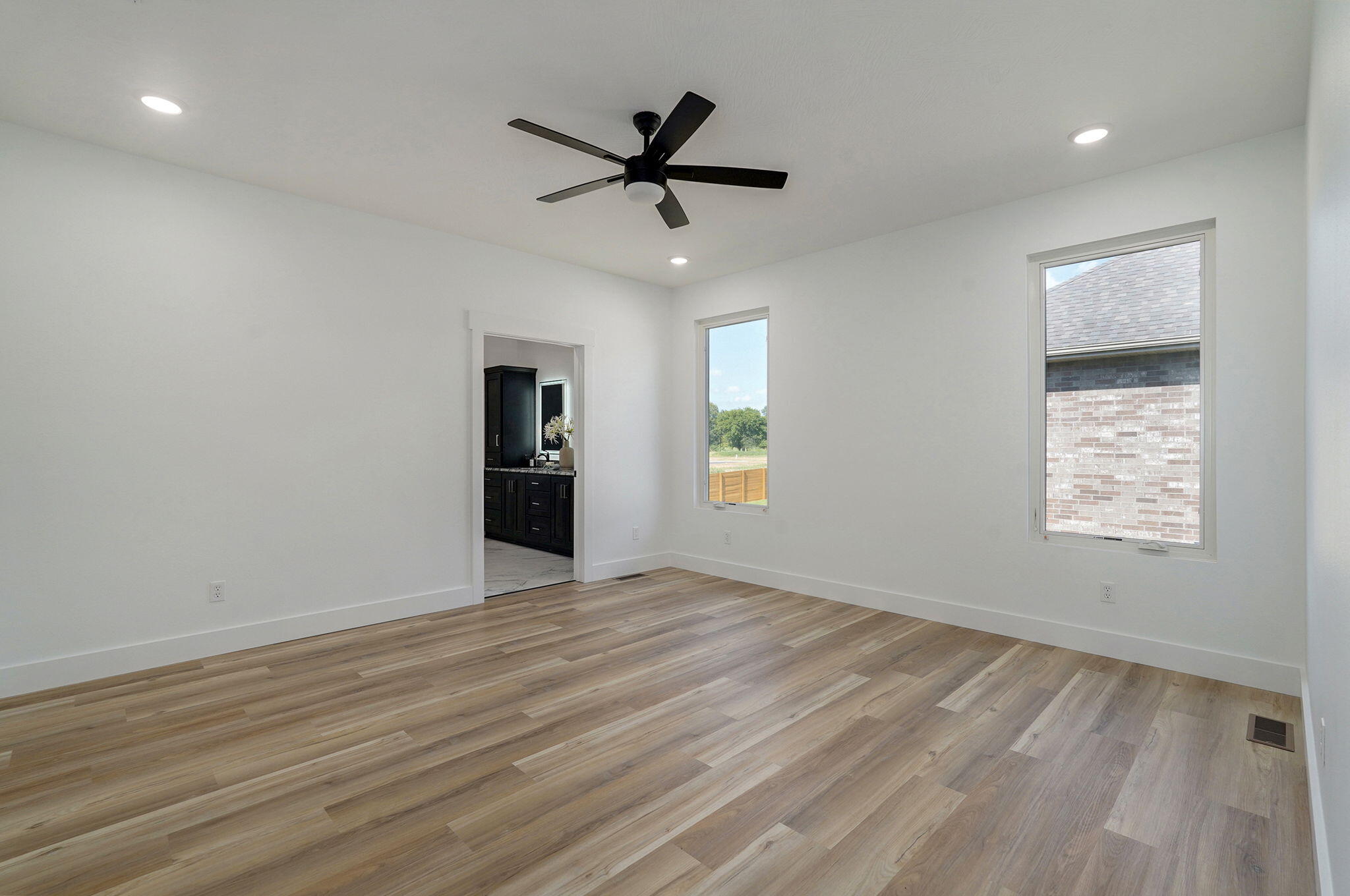 1849 East Cobblestone Drive Property Photo 36