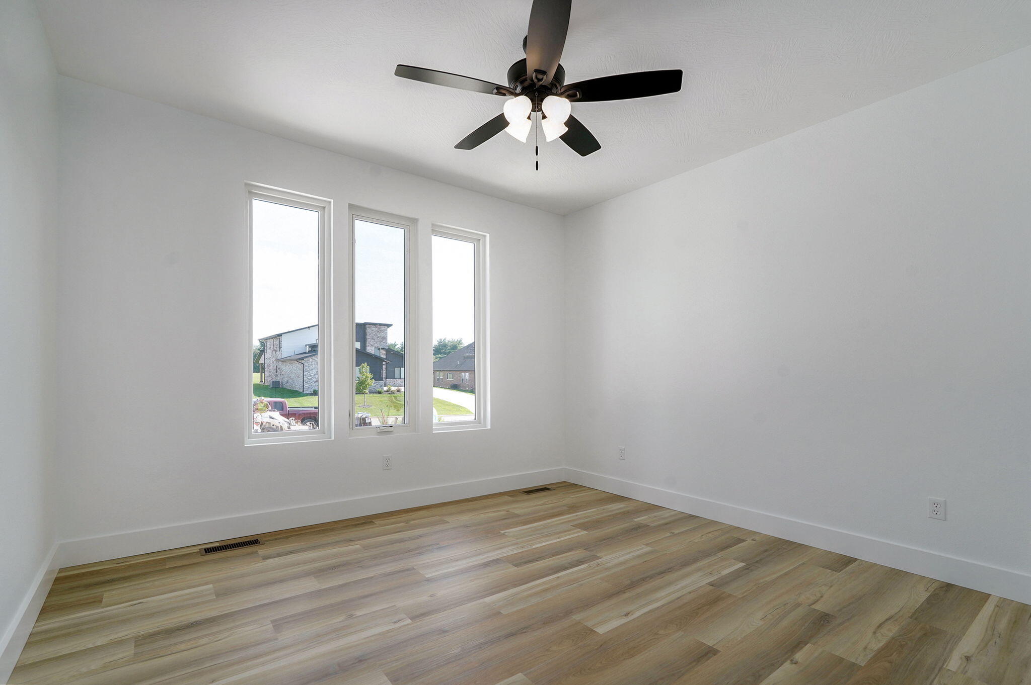 1849 East Cobblestone Drive Property Photo 45