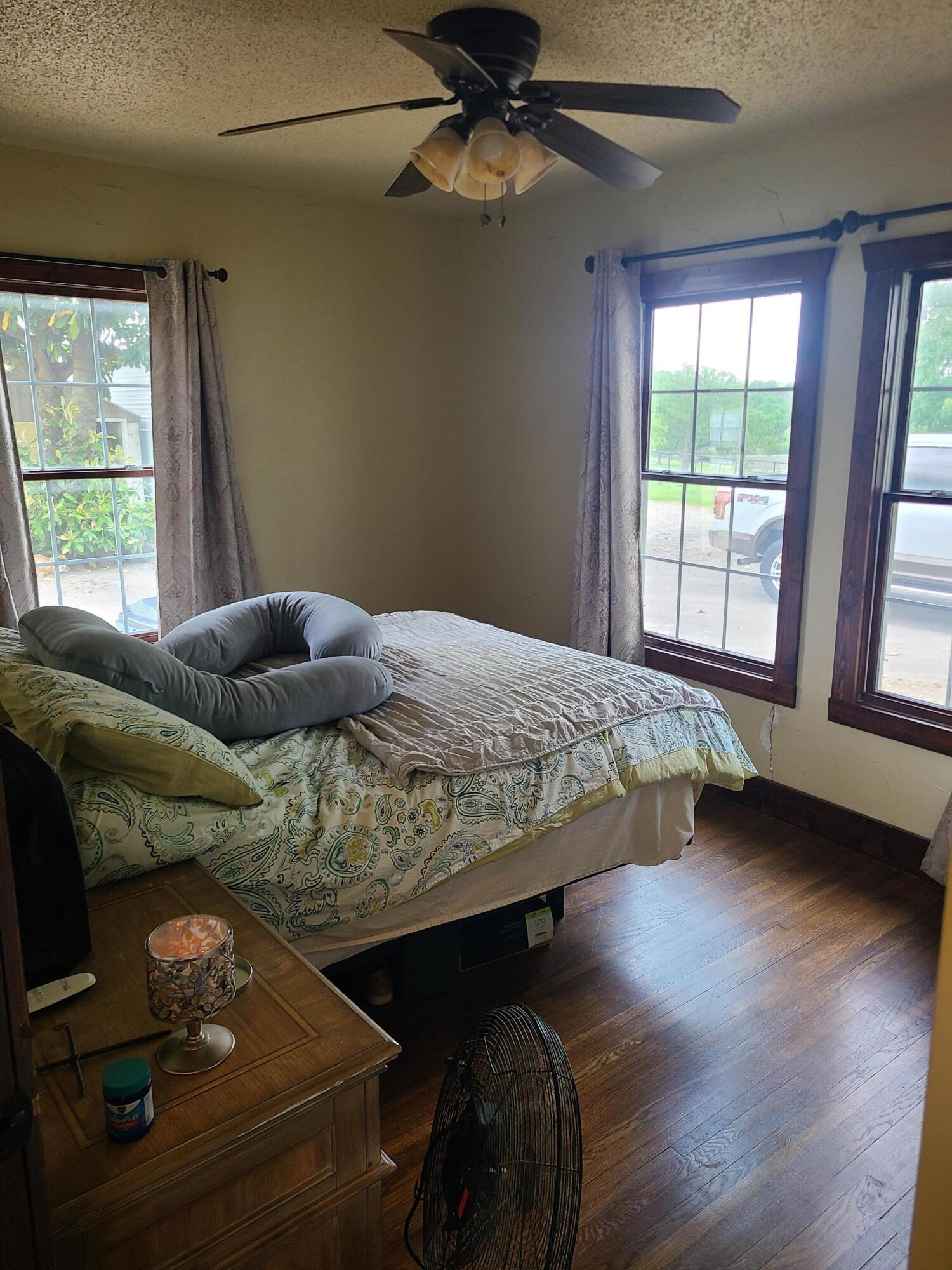 2815 West 7th Street Property Photo 40