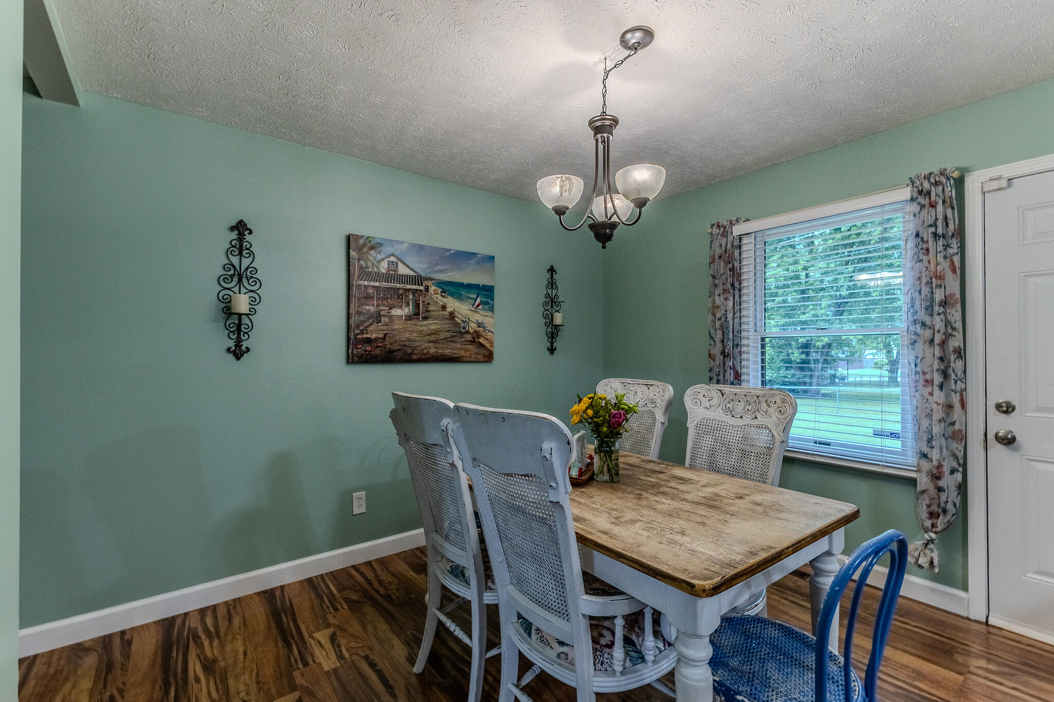 1333 Sandalwood Place Property Photo 6