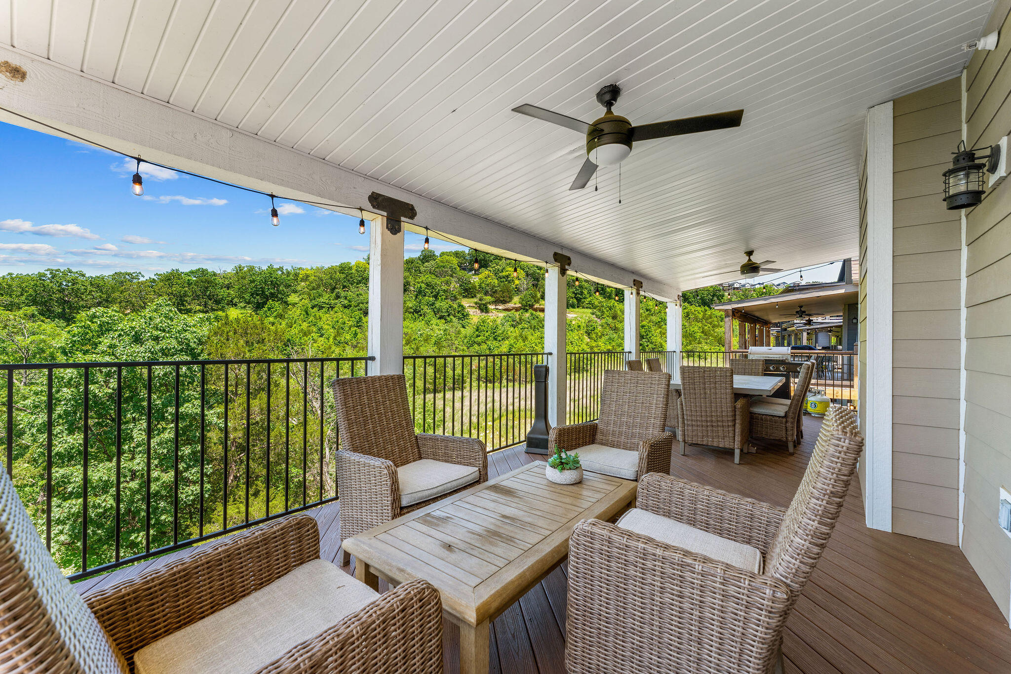 390 Lake Front Drive Property Photo 16