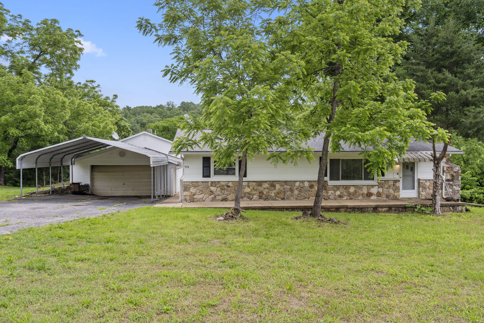 978 State Highway H Property Photo 3