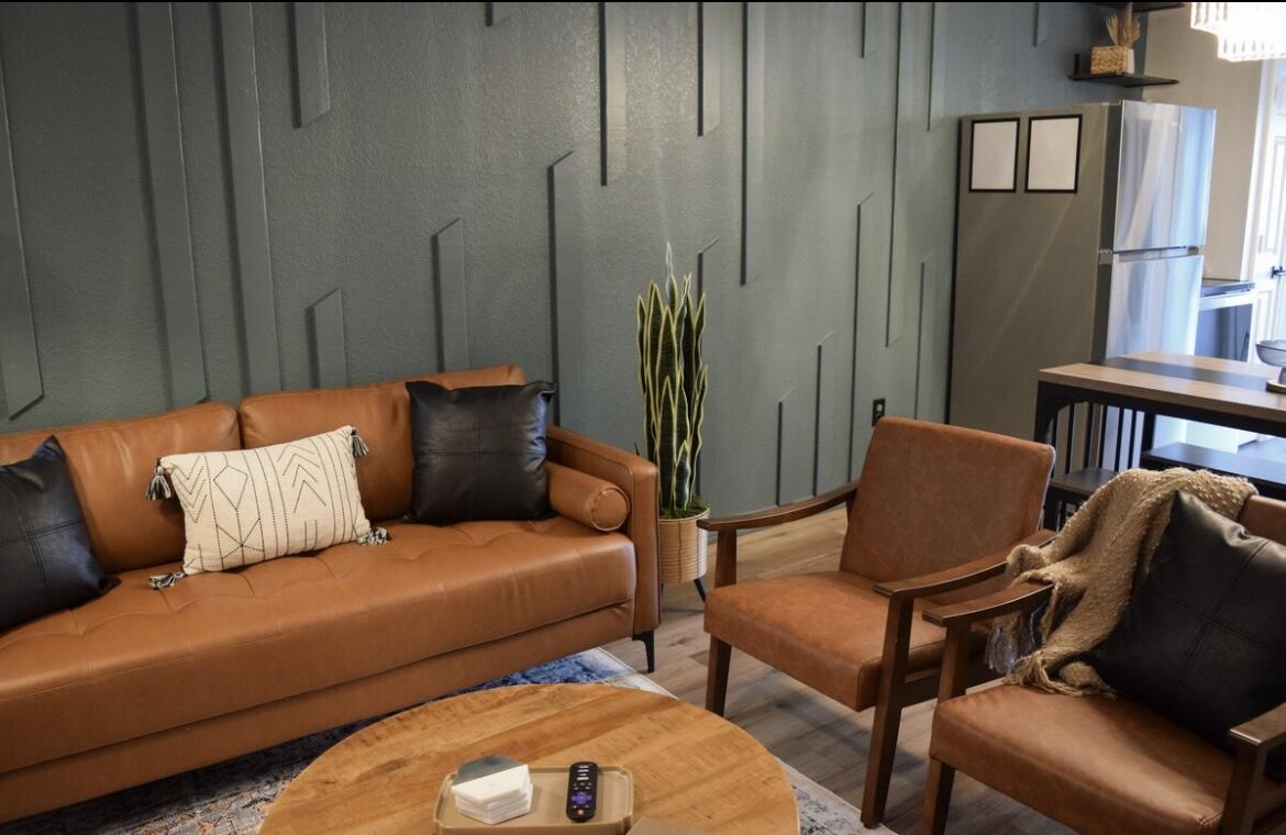 100 Getaway Circle Property Photo 2