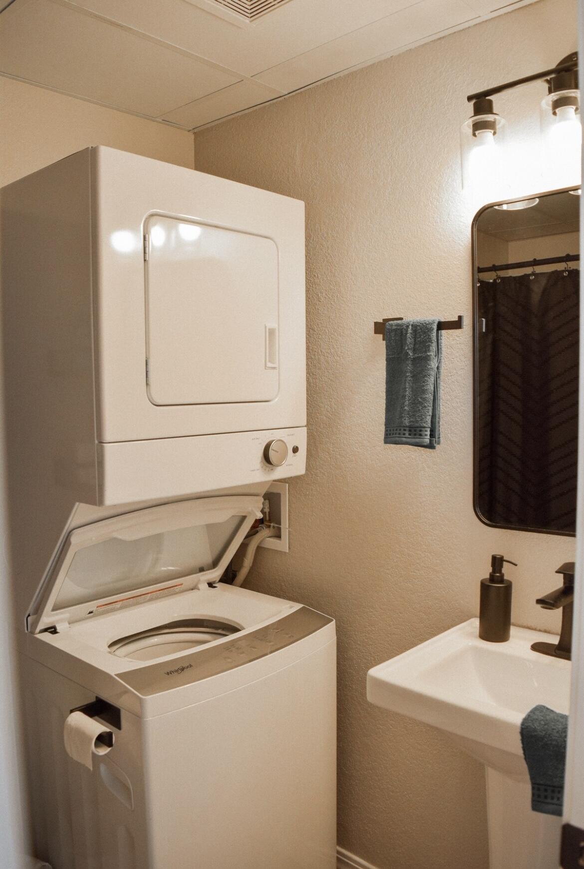 100 Getaway Circle Property Photo 17