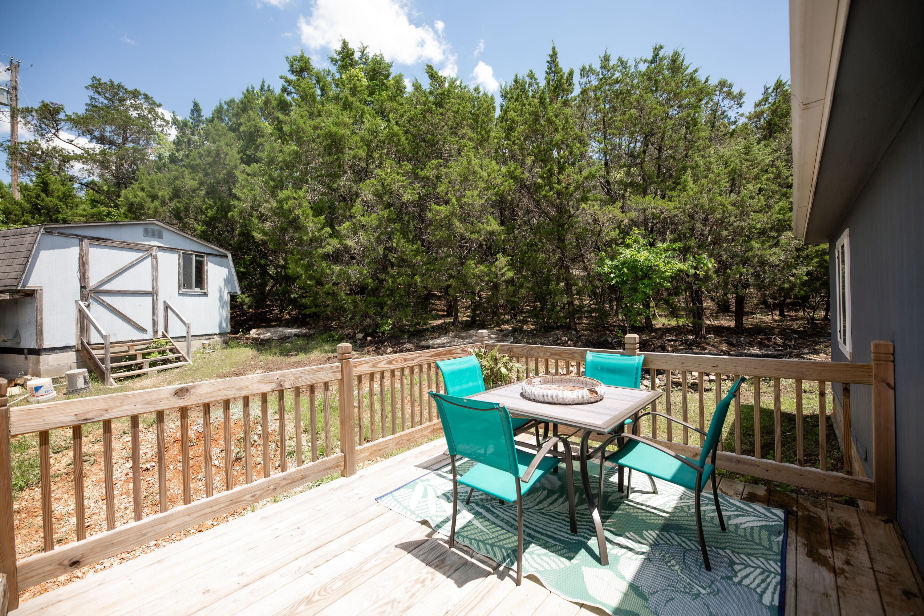 424 Plaza Drive Property Photo 5