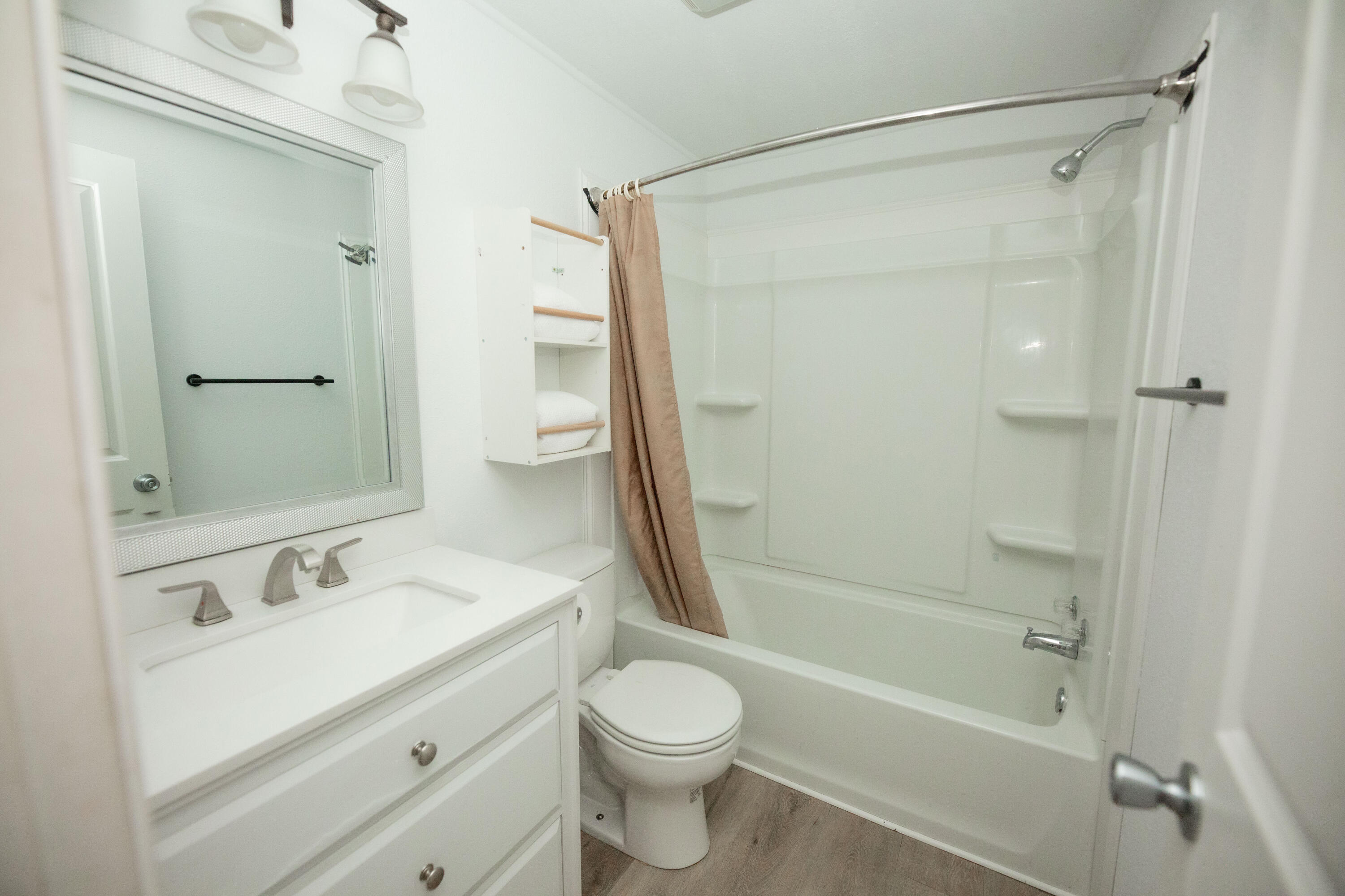424 Plaza Drive Property Photo 27