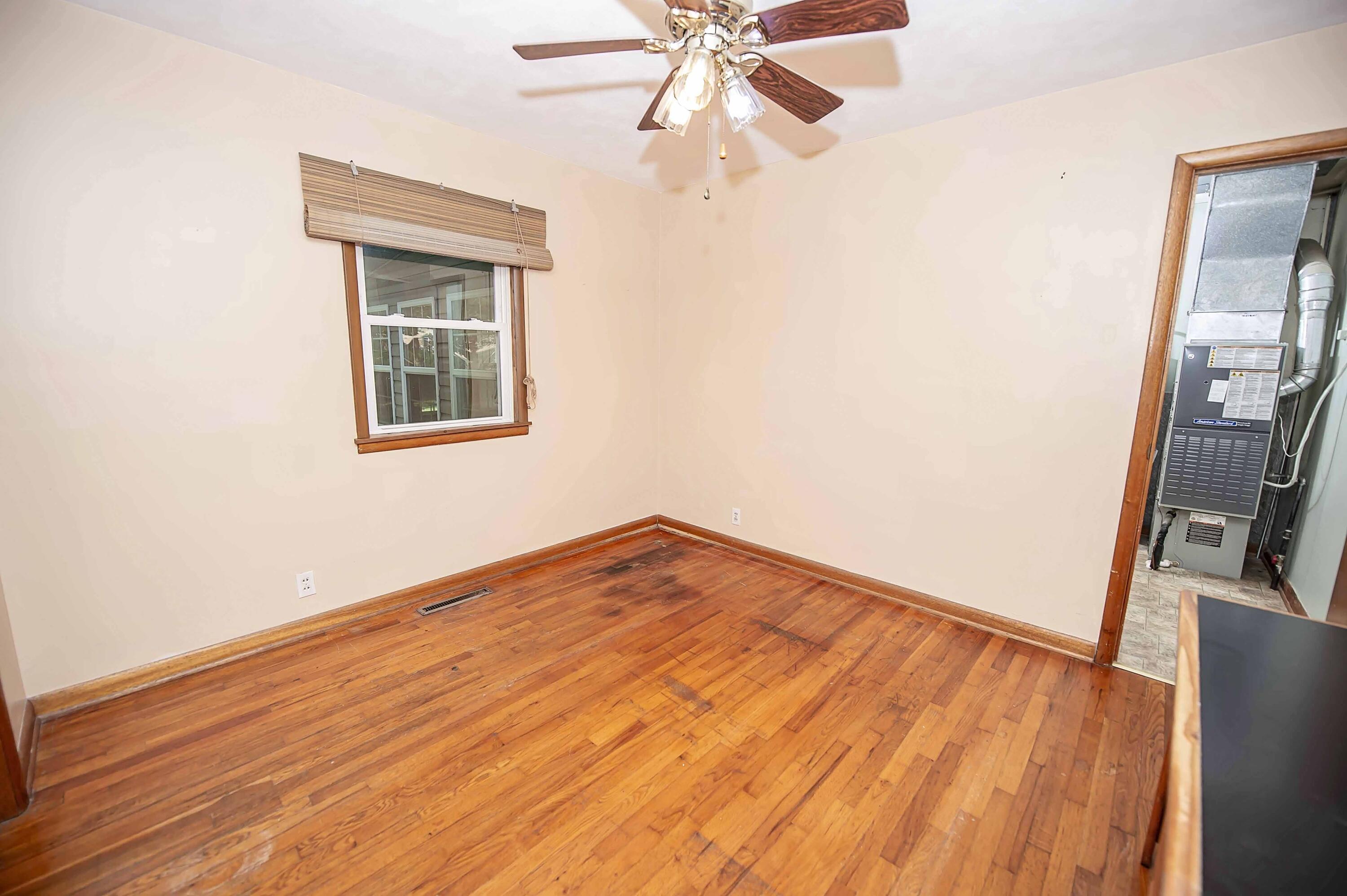 202 East Seminole Street Property Photo 13