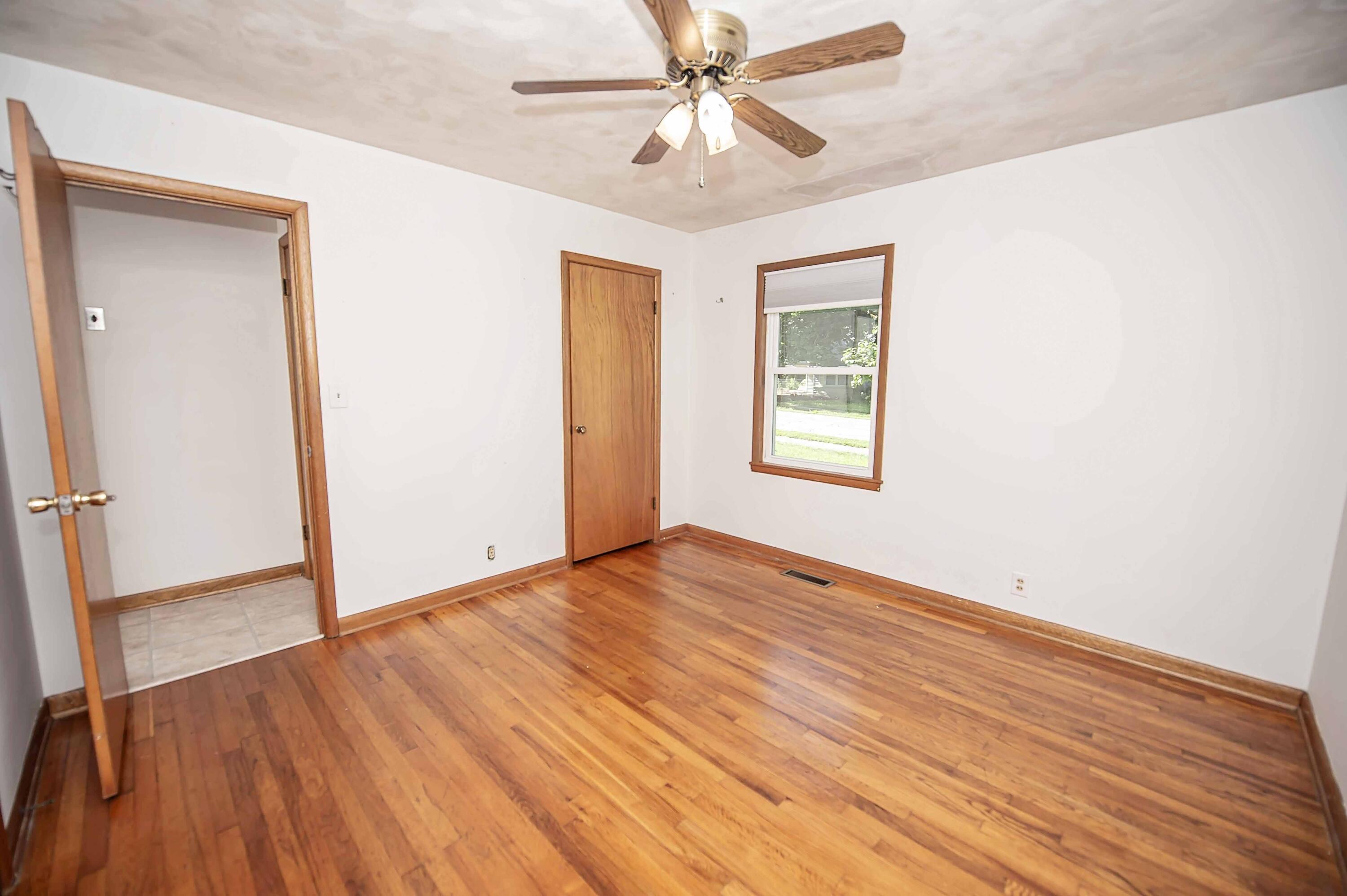 202 East Seminole Street Property Photo 22