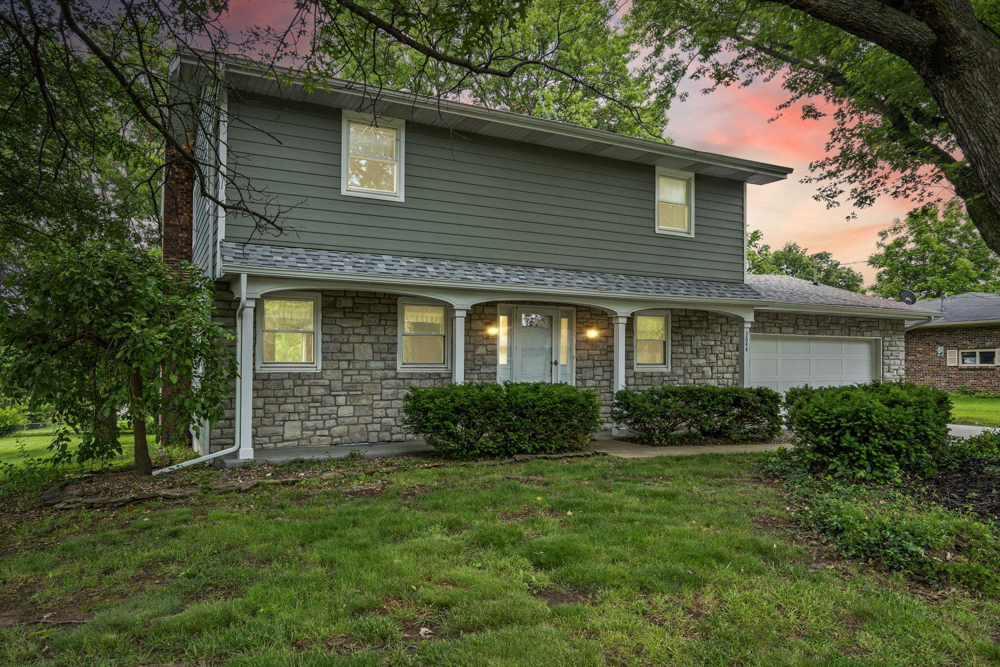 3644 North Stewart Avenue Property Photo 1