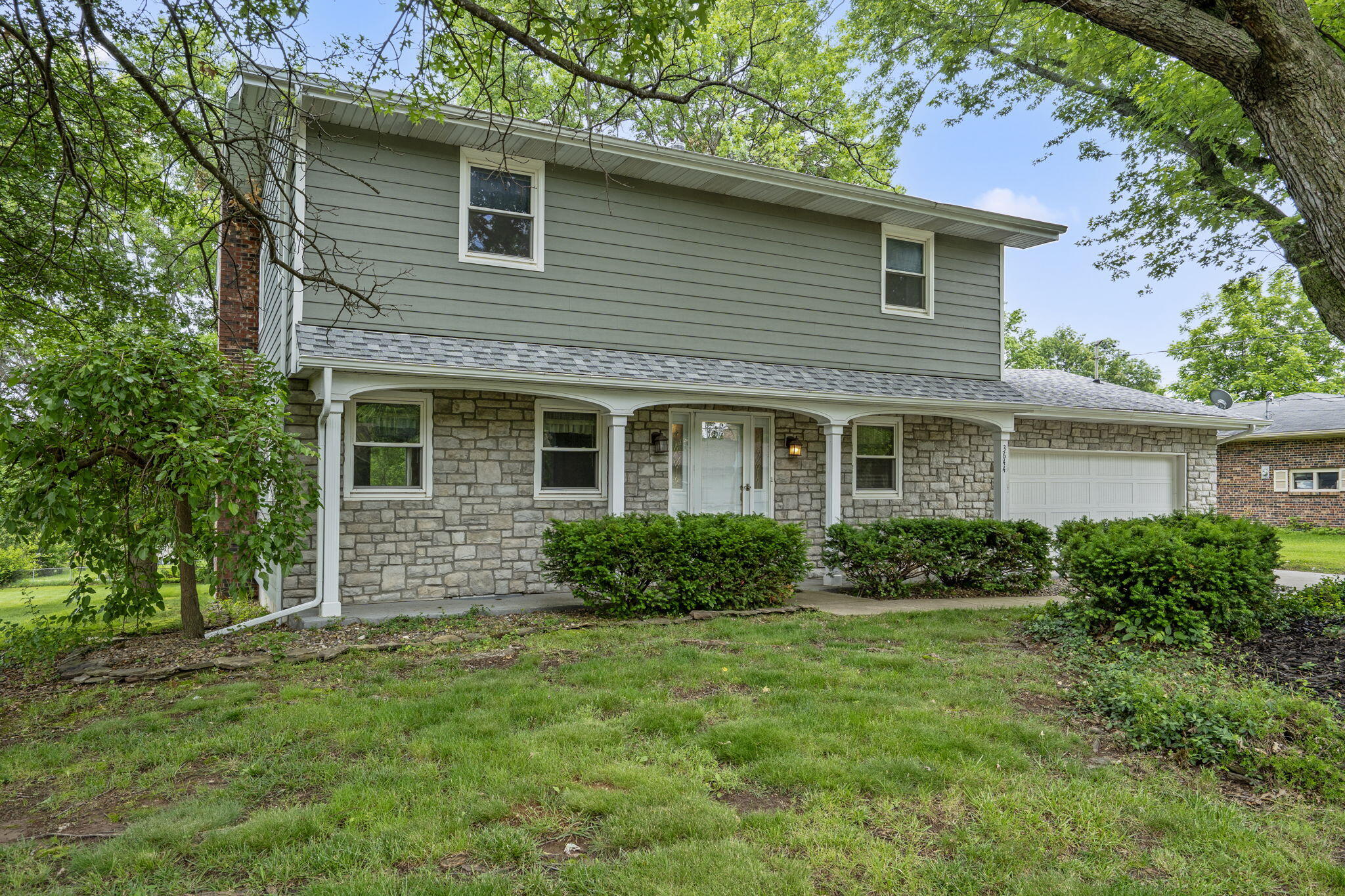 3644 North Stewart Avenue Property Photo 2