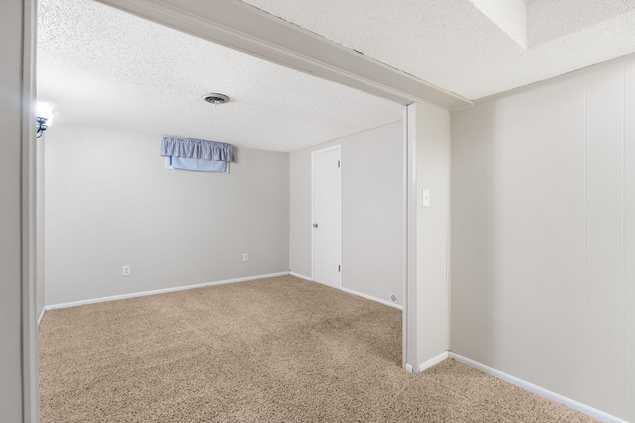 3644 North Stewart Avenue Property Photo 28