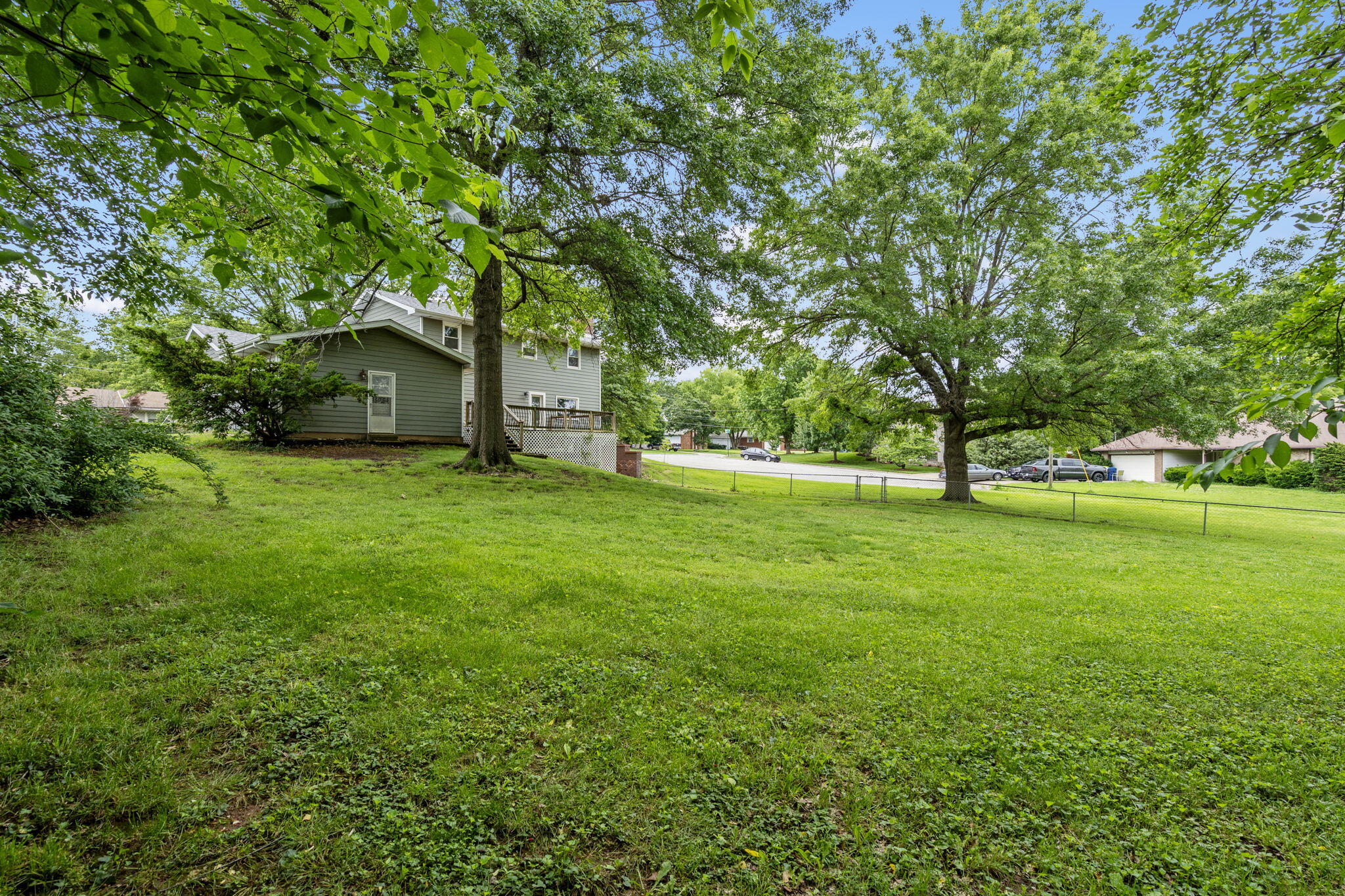 3644 North Stewart Avenue Property Photo 32
